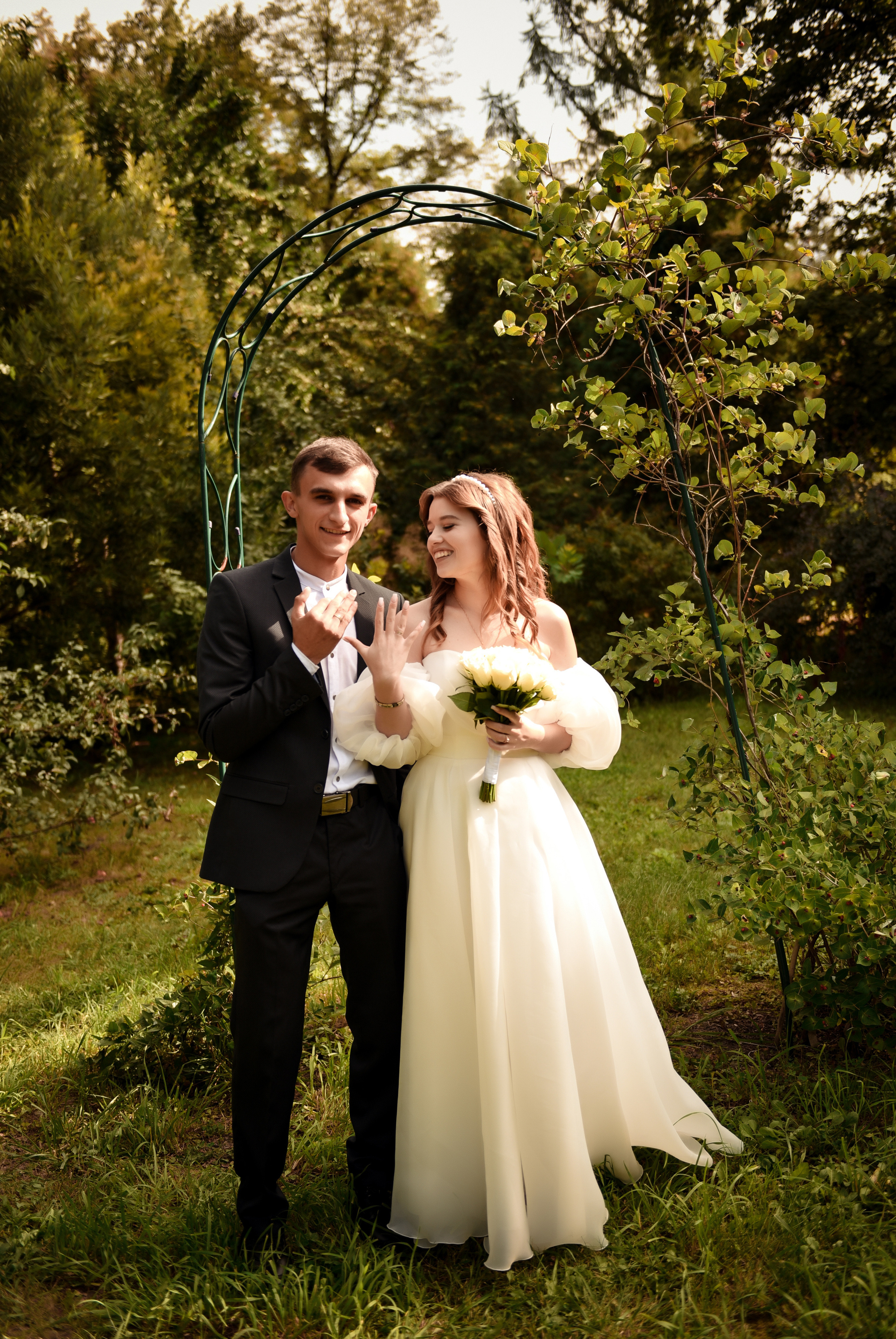 Витя и Юля 2х — часовая прогулка. Свадебный, семейный, детский, контент фотограф в Омске Максим Ильин