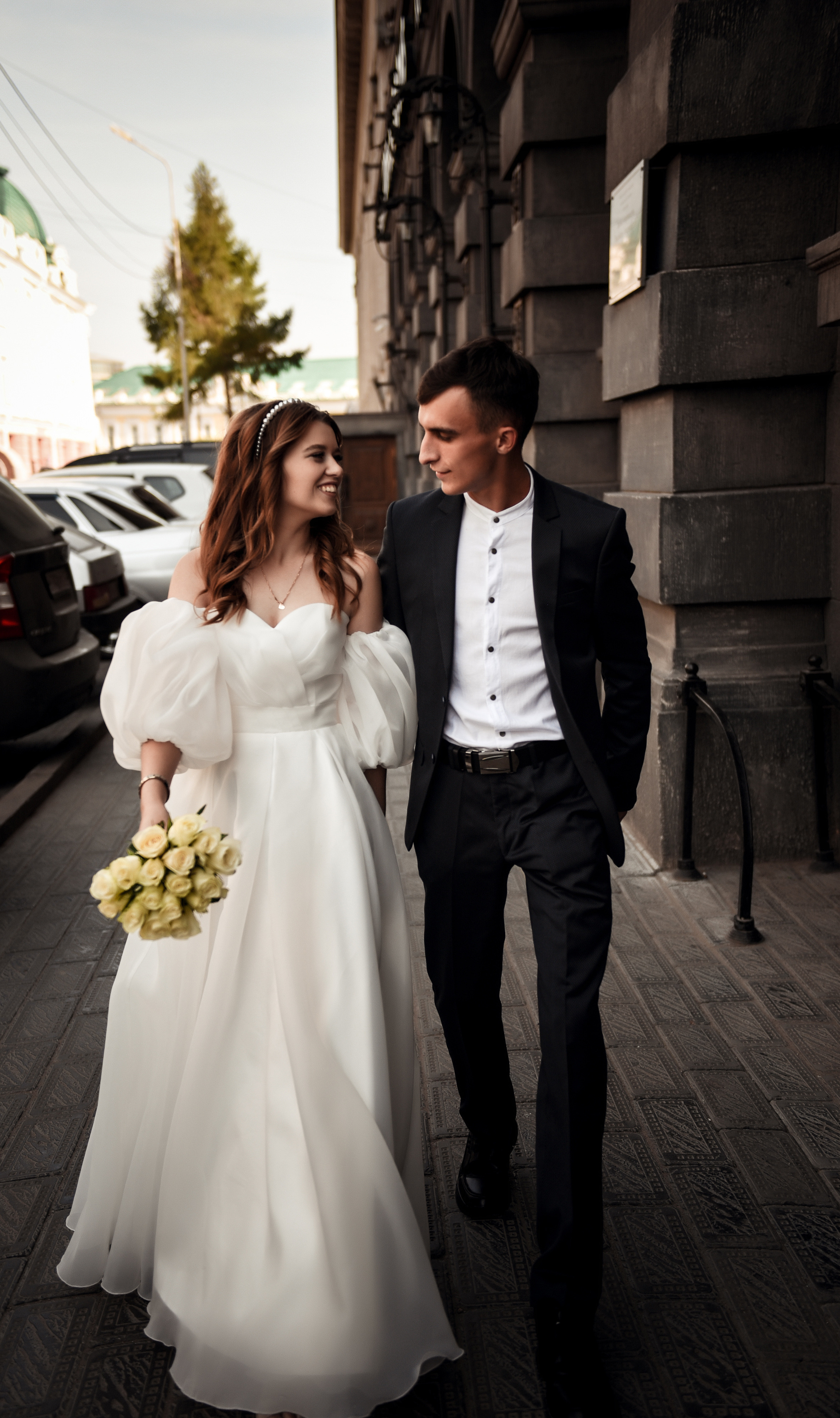 Витя и Юля 2х — часовая прогулка. Свадебный, семейный, детский, контент фотограф в Омске Максим Ильин