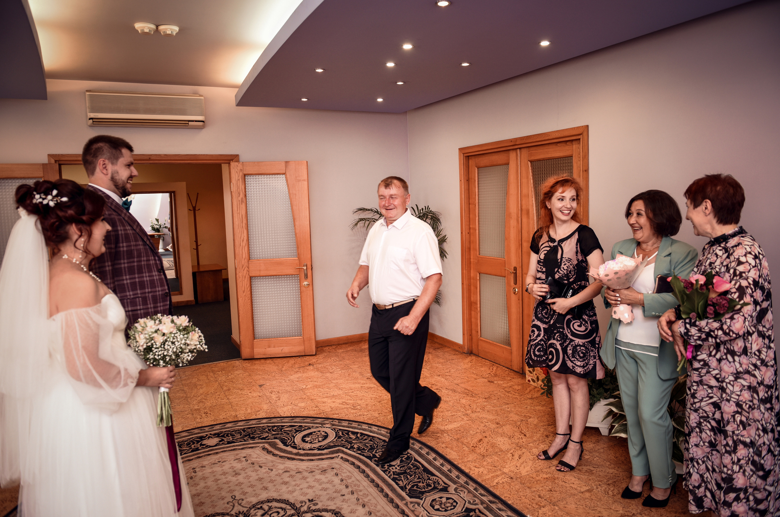 Роман и Алина. Свадебный, семейный, детский, контент фотограф в Омске Максим Ильин