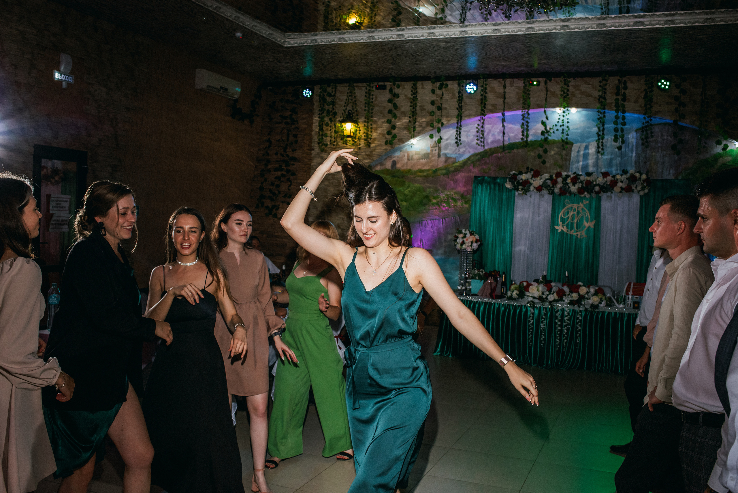 Красивая свадебная фотосессия в Россоше. Свадебный фотограф — фотограф на свадьбу в Воронеже — Свадебное фото