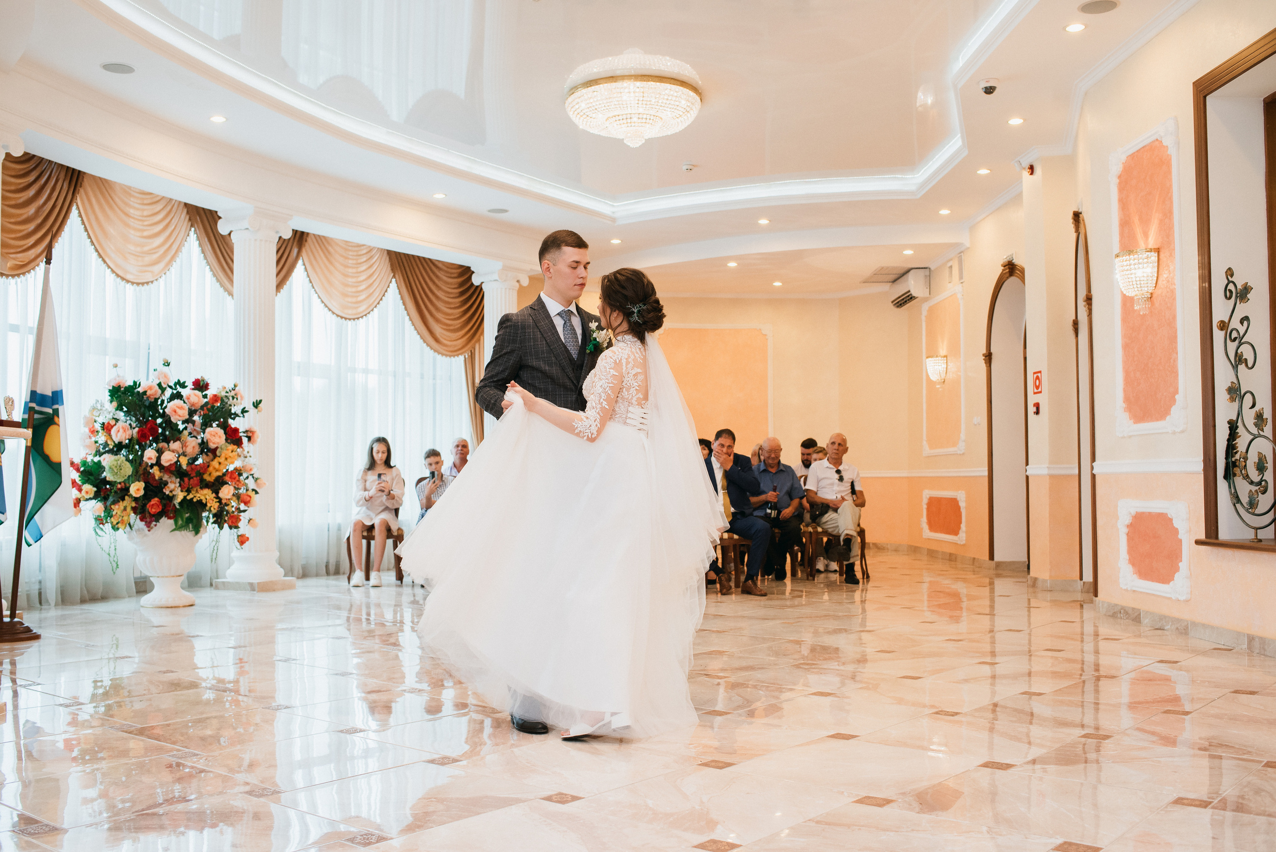 Красивая свадебная фотосессия в Россоше. Свадебный фотограф — фотограф на свадьбу в Воронеже — Свадебное фото