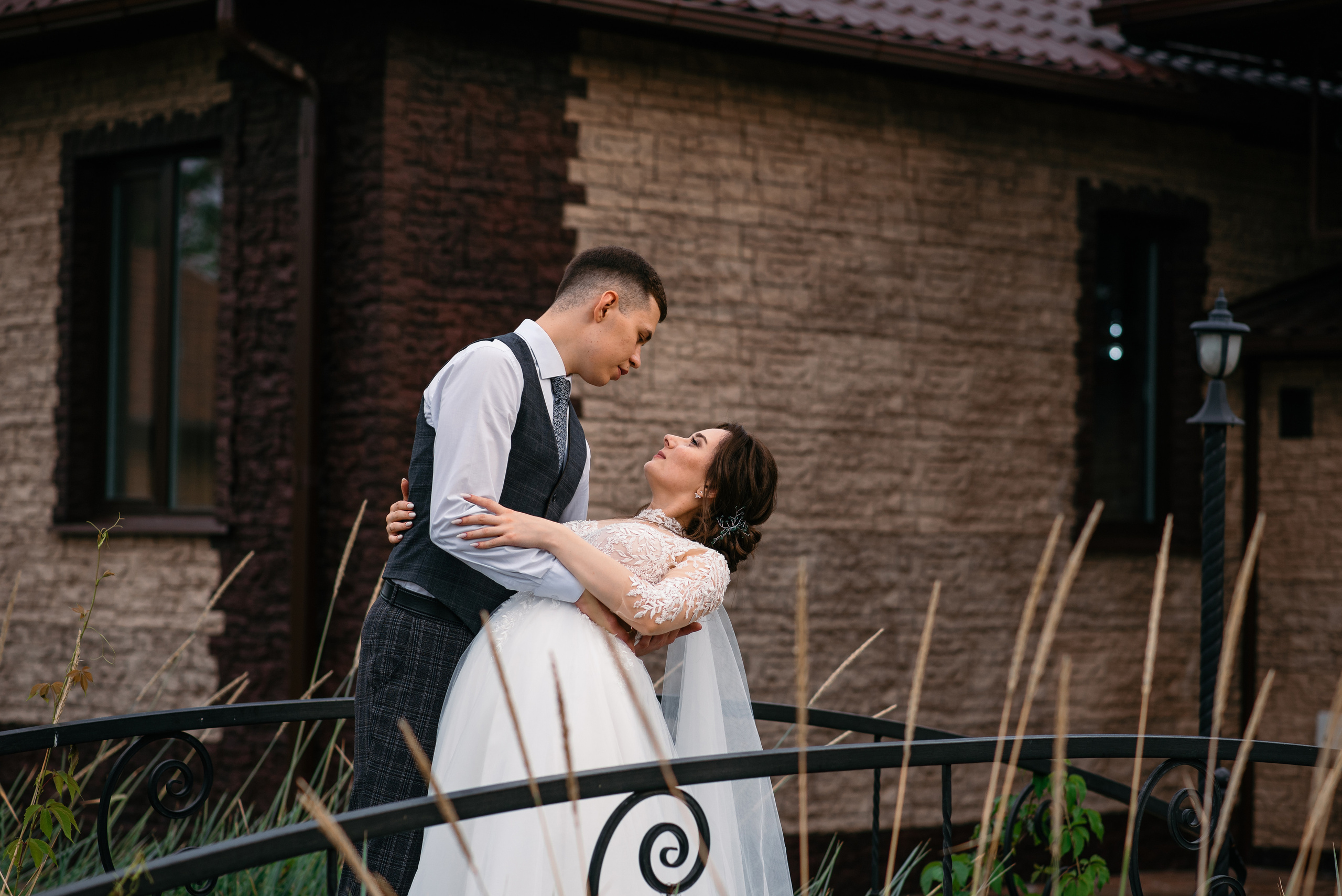 Красивая свадебная фотосессия в Россоше. Свадебный фотограф — фотограф на свадьбу в Воронеже — Свадебное фото