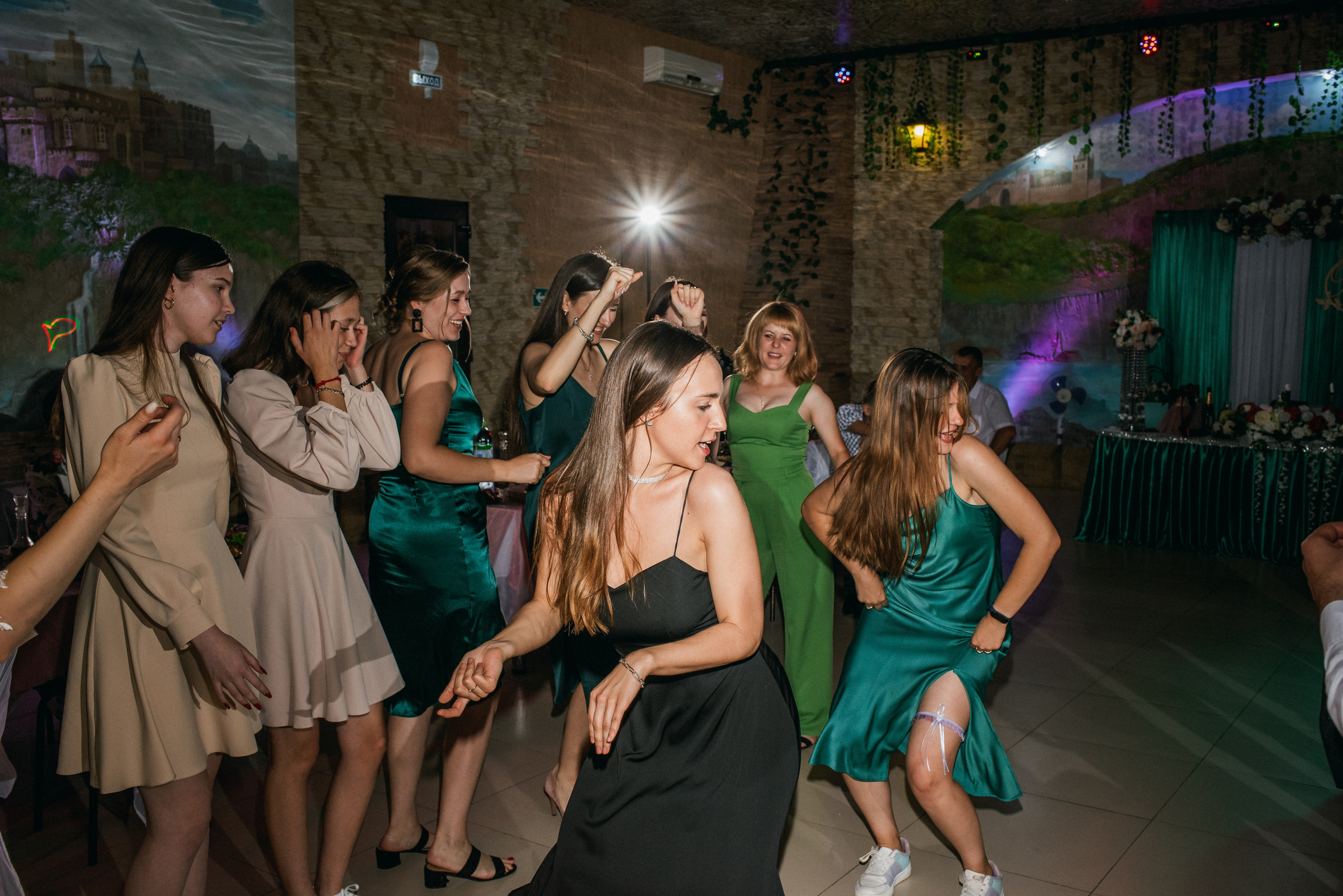 Красивая свадебная фотосессия в Россоше. Свадебный фотограф — фотограф на свадьбу в Воронеже — Свадебное фото