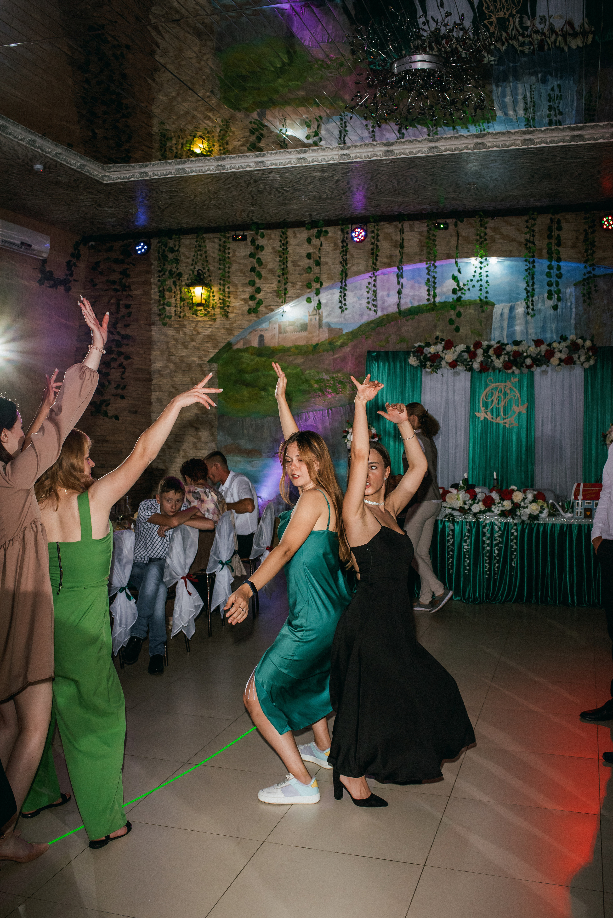 Красивая свадебная фотосессия в Россоше. Свадебный фотограф — фотограф на свадьбу в Воронеже — Свадебное фото