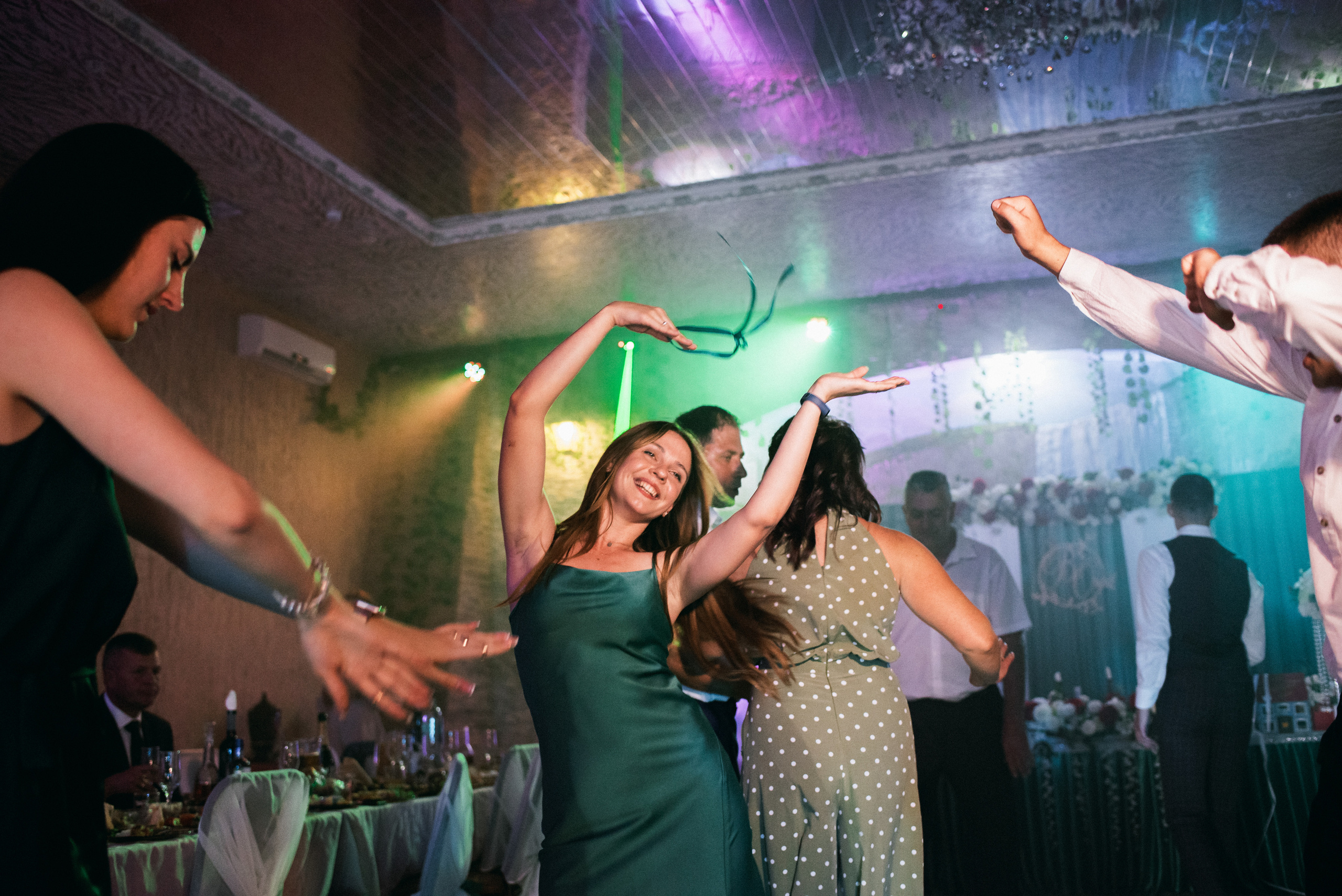 Красивая свадебная фотосессия в Россоше. Свадебный фотограф — фотограф на свадьбу в Воронеже — Свадебное фото