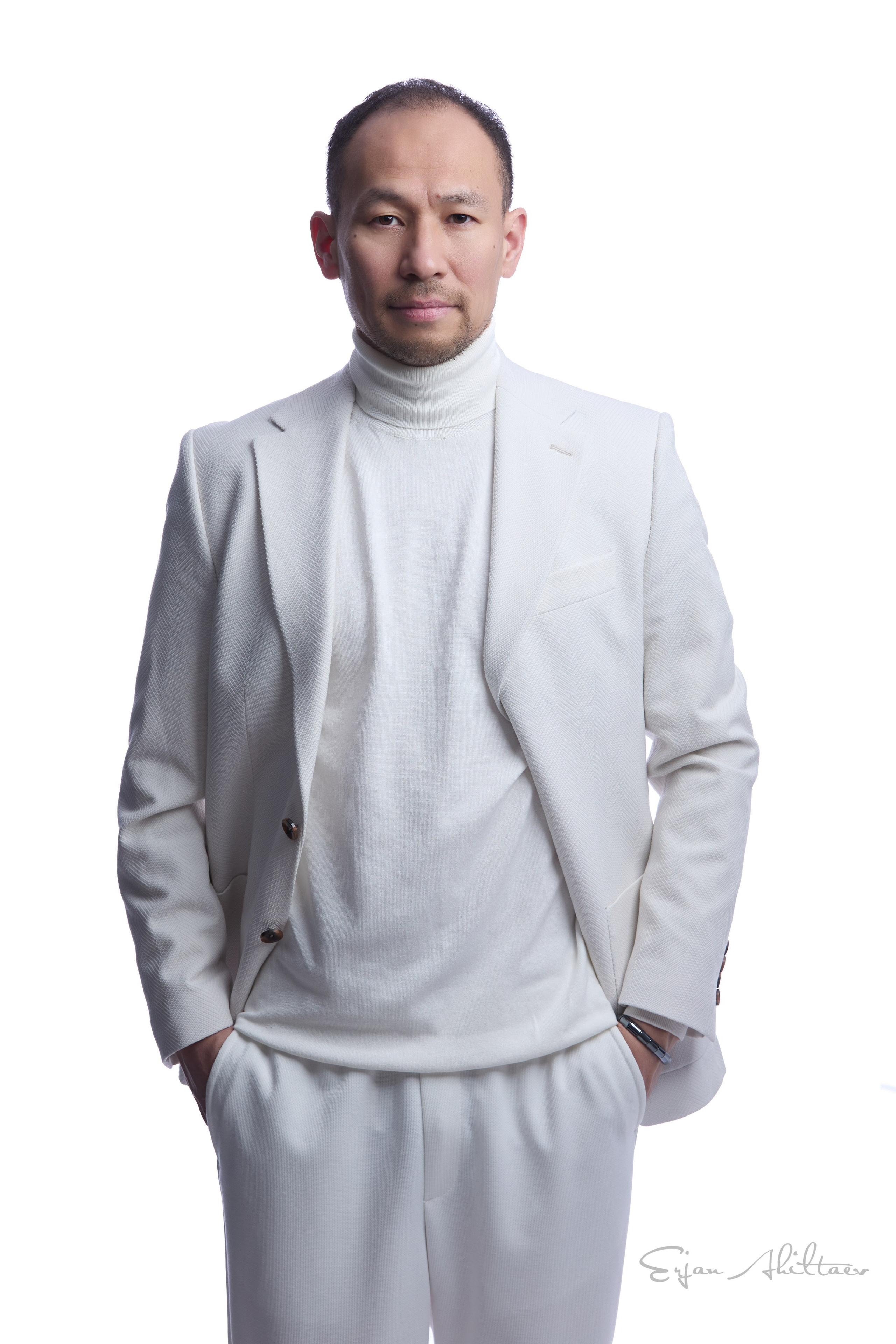 РУСЛАН БЕРДИМАТОВ. Erjan Ahiltaev — Photographer in Almaty