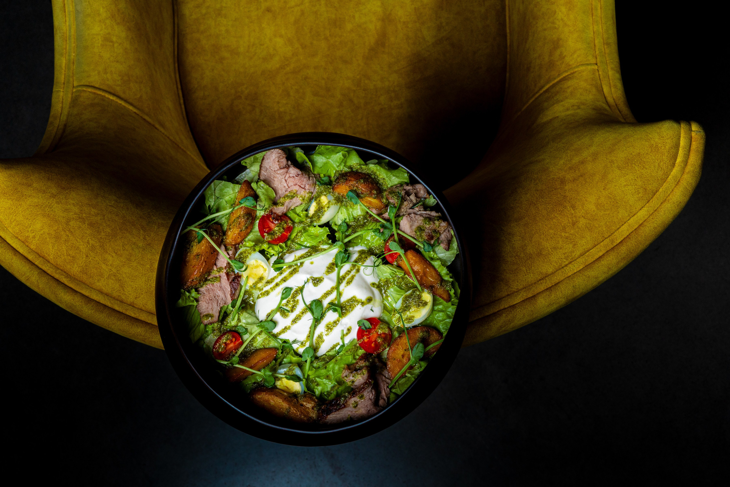 Профессиональный фотограф, специализирующийся на рекламной фотографии. Фотограф Князев Сергей