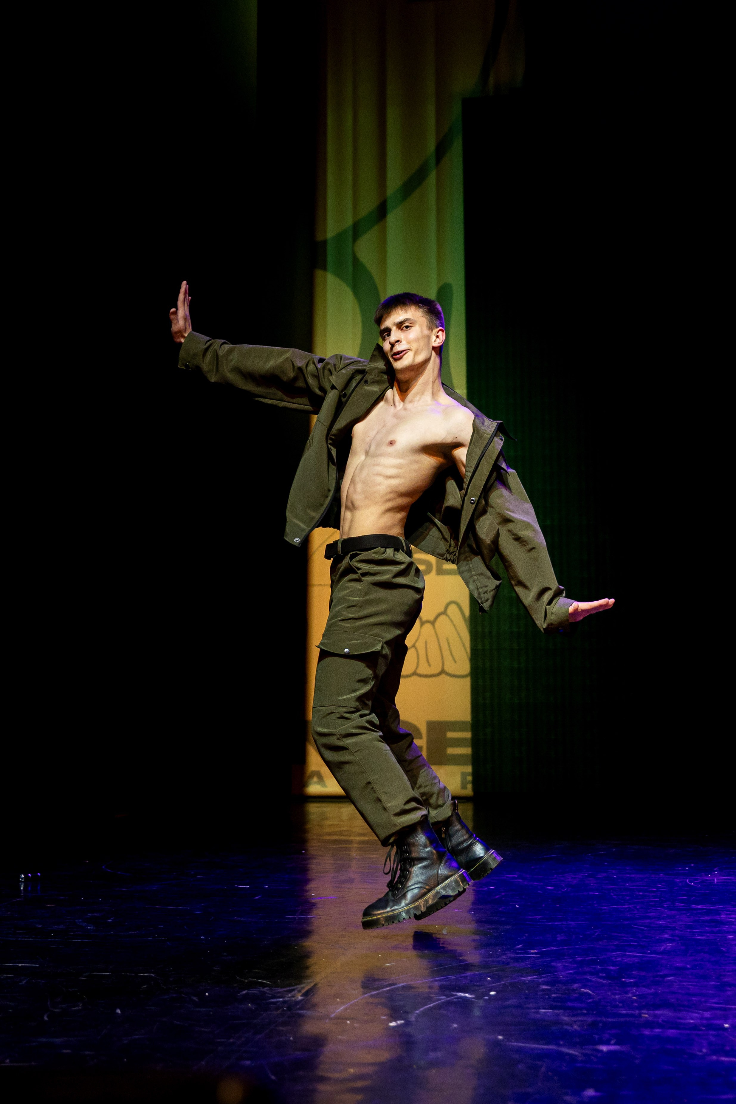 Groove Dance Champ № 7