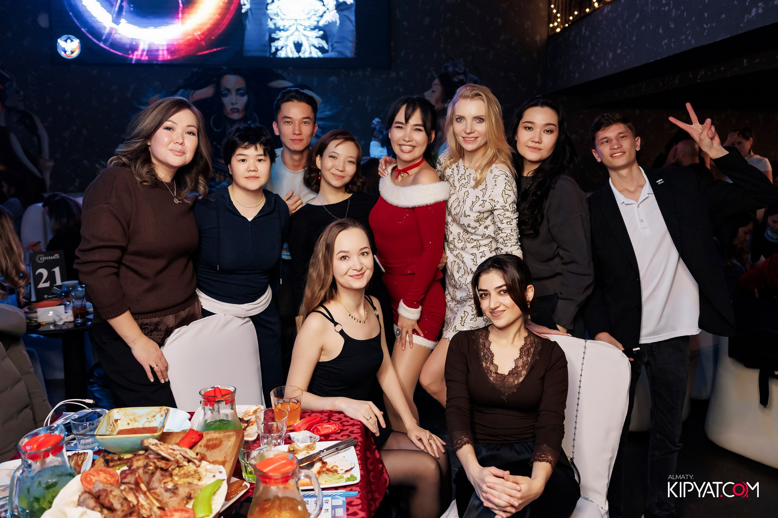 МУЗЫКАЛЬНОЕ ЛОТО В HIT RETRO. КИПЯТКОМ АЛМАТЫ! Фотосъемка мероприятий в Алматы