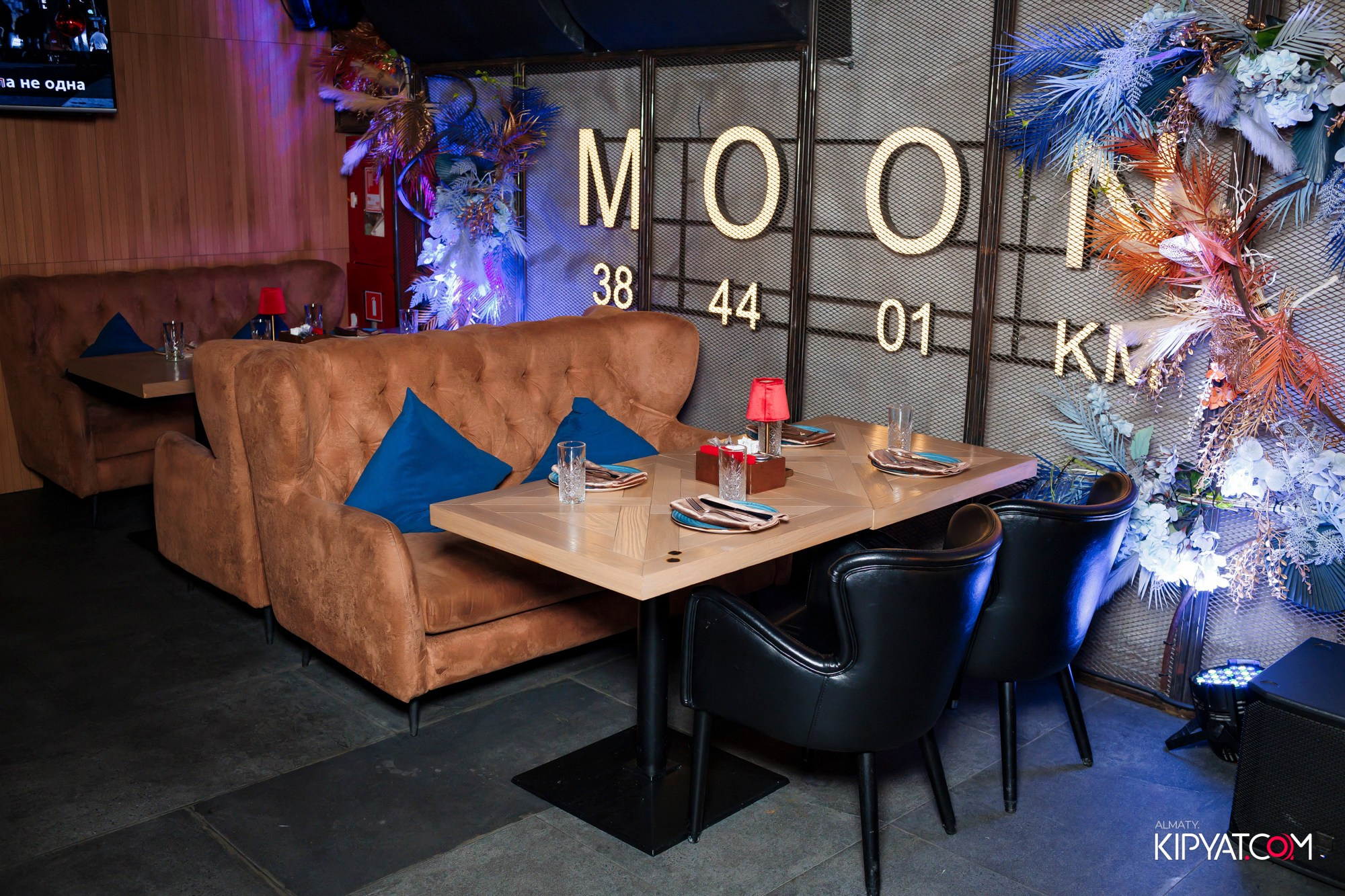 SPACE KARAOKE BAR. КИПЯТКОМ АЛМАТЫ! Фотосъемка мероприятий в Алматы