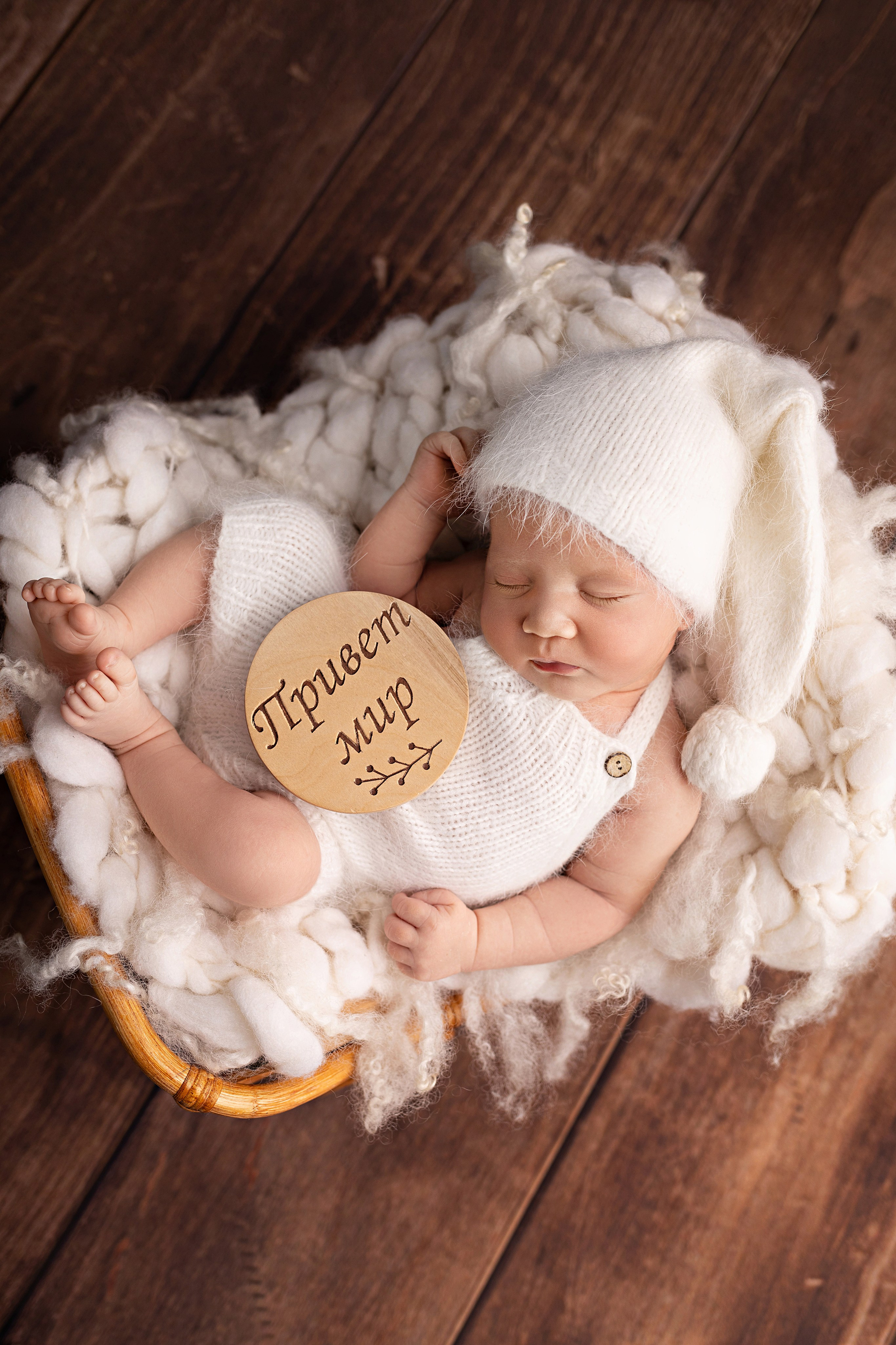 Классическая фотосессия малыша. Фотограф новорожденных малышей в Омске и Омской области Эльвира Камаева