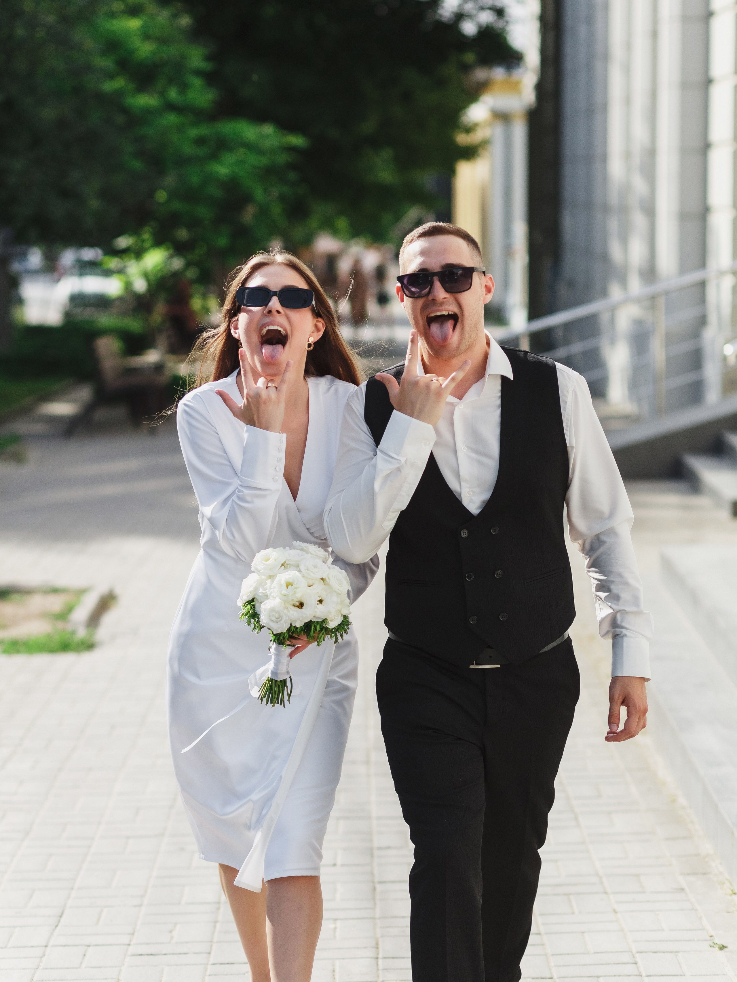 Свадебный фотограф Таганрог — фотосессия в центре города и банкет в коттедже «Виктория». Свадебный и семейный фотограф в Таганроге Бакарюк Антон