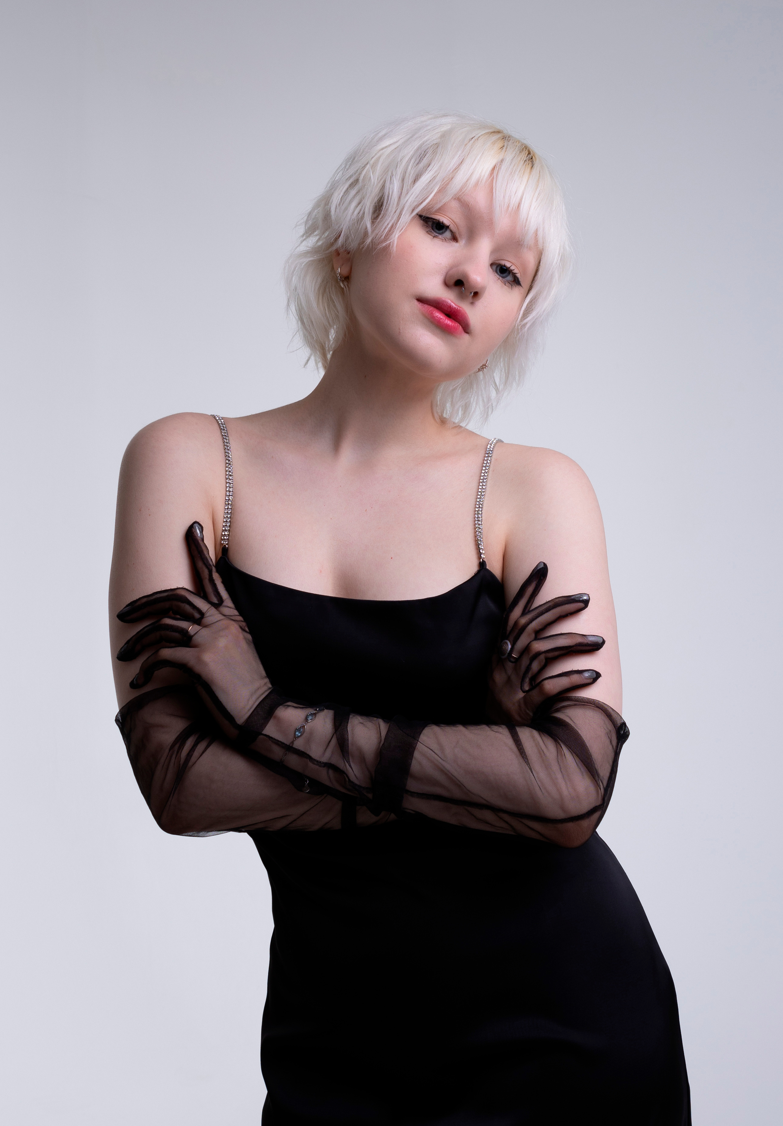 Фотосессия Марины, красивая блондинка в черном. Свадебный фотограф в Москве