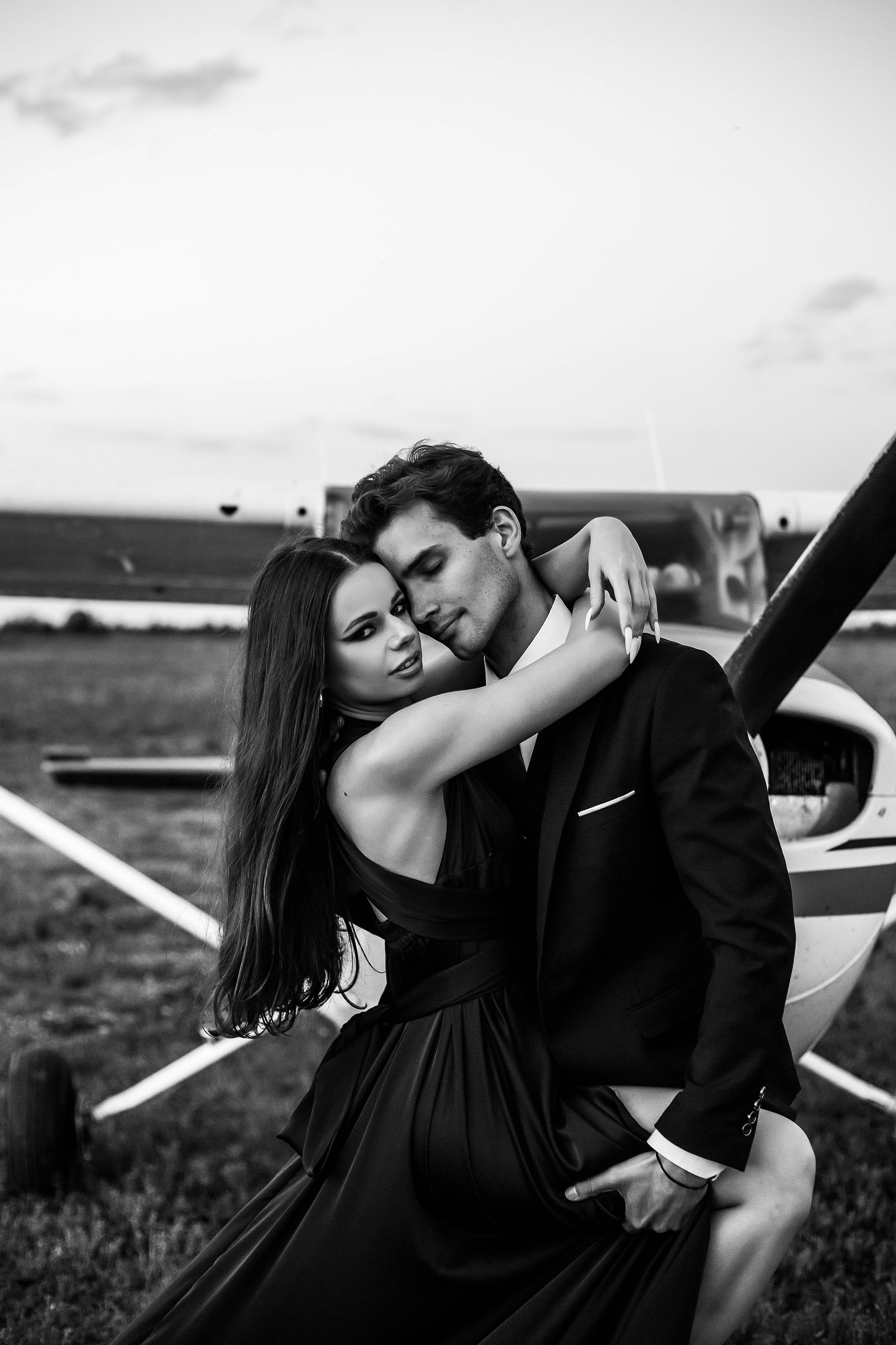 На взлетной полосе. Свадебный фотограф Санкт-Петербург  Москва