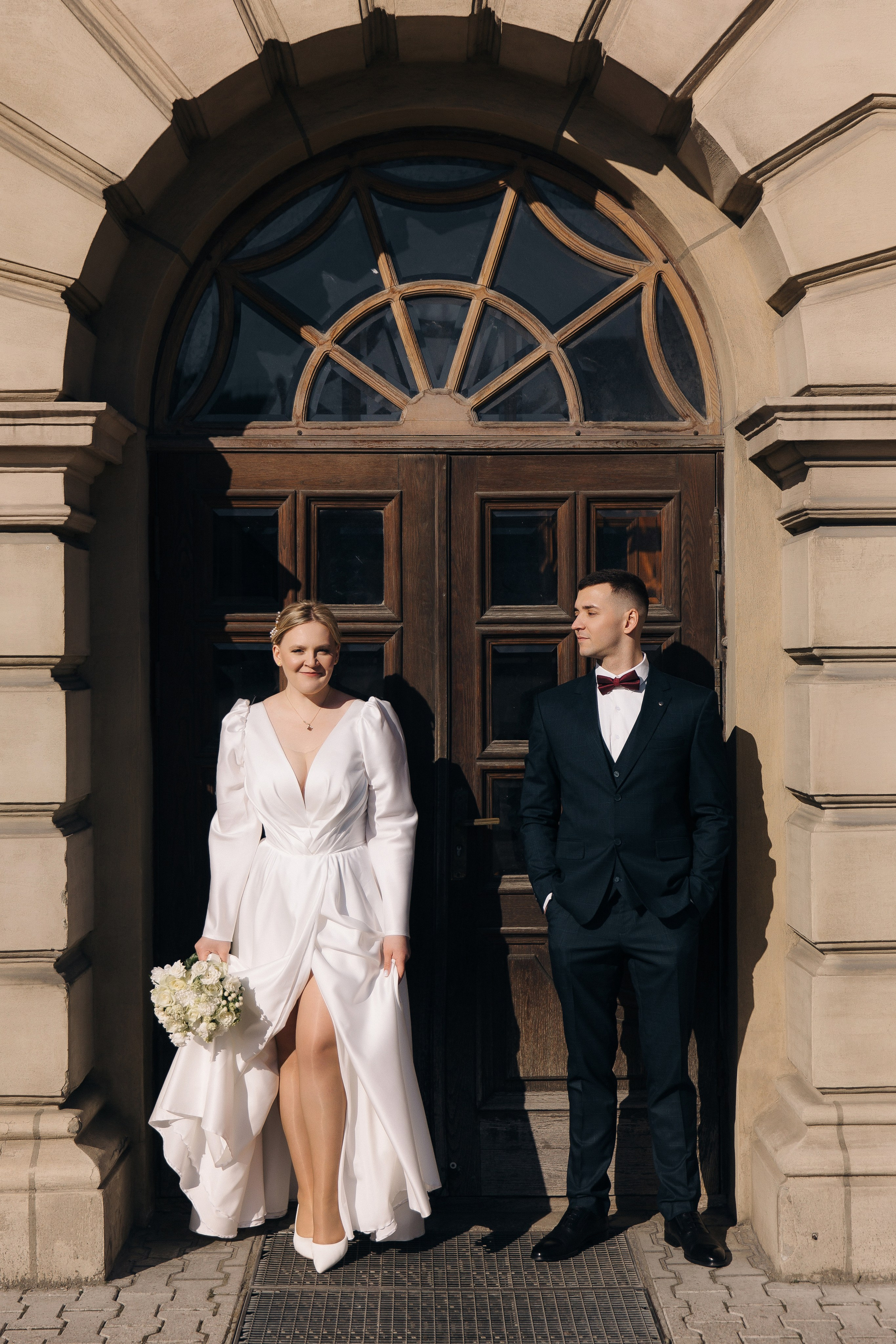 Свадебная фотосессия на закате на море. Свадебный фотограф в Калининграде Мария Ямышева