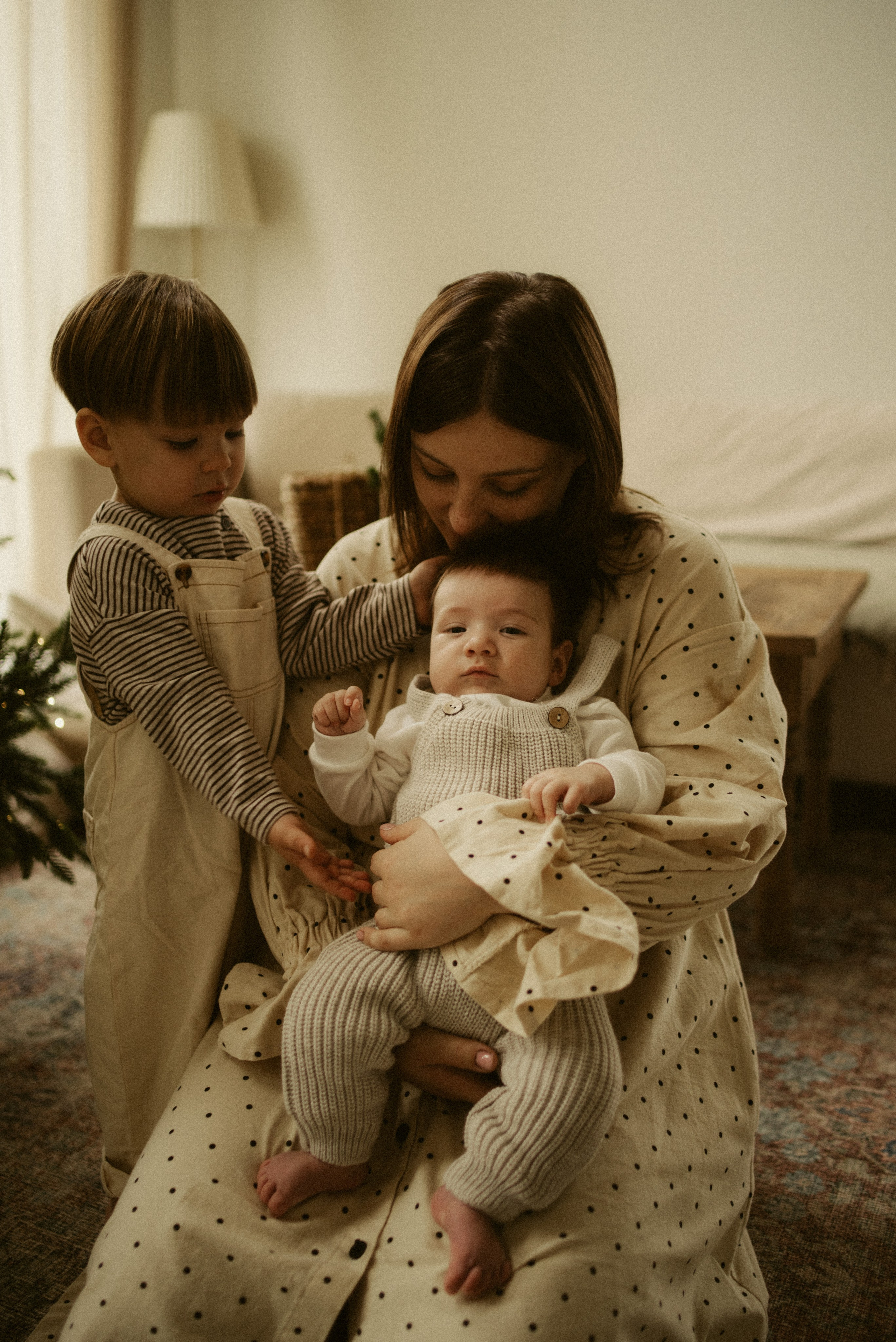 Семейная новогодняя фотосессия дома. Семейный фотограф в Краснодаре