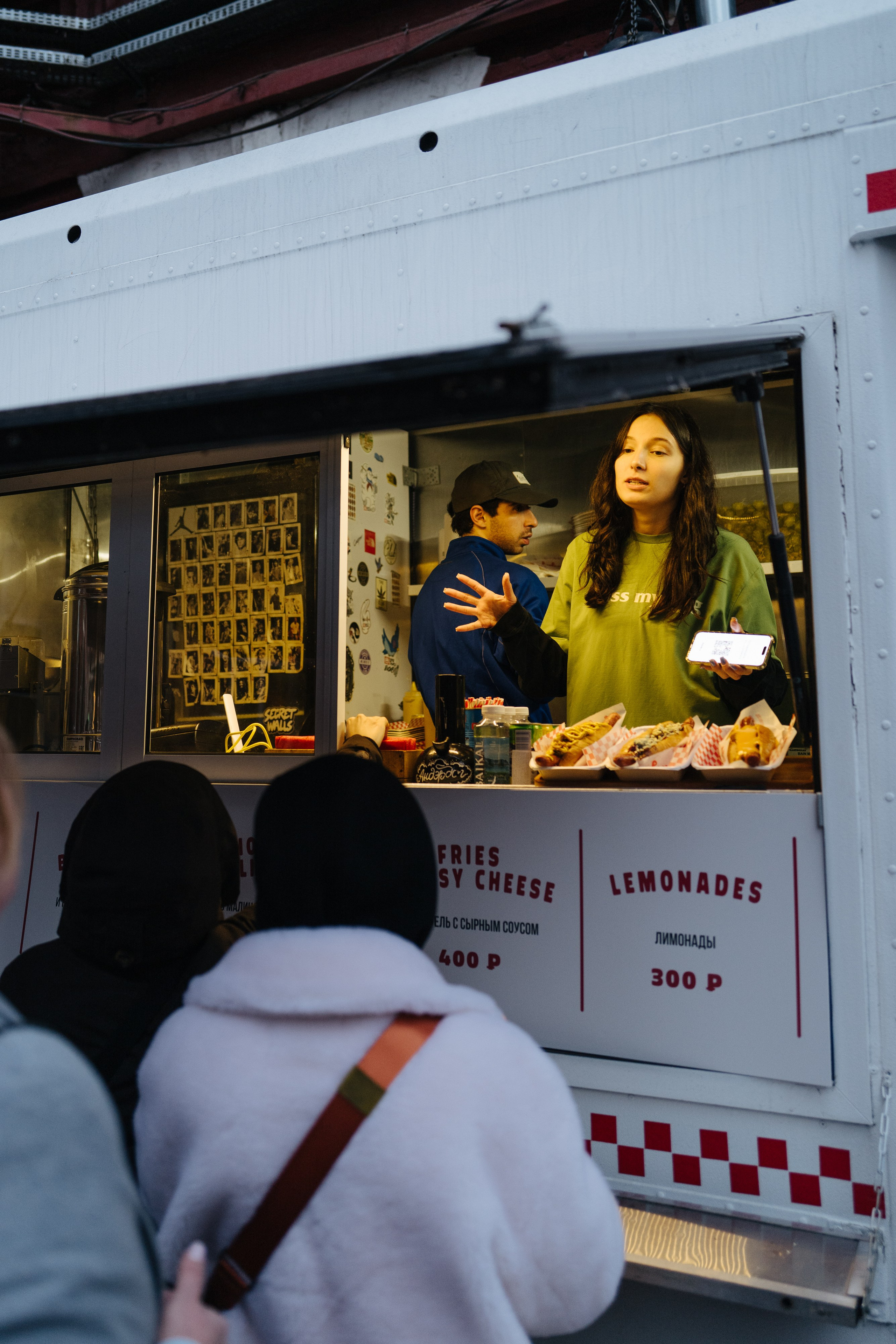 16 ноября 2024 в пространстве «Кристалл» / фото Валерий Белобеев. Фотоотчеты «Ламбада-маркета»