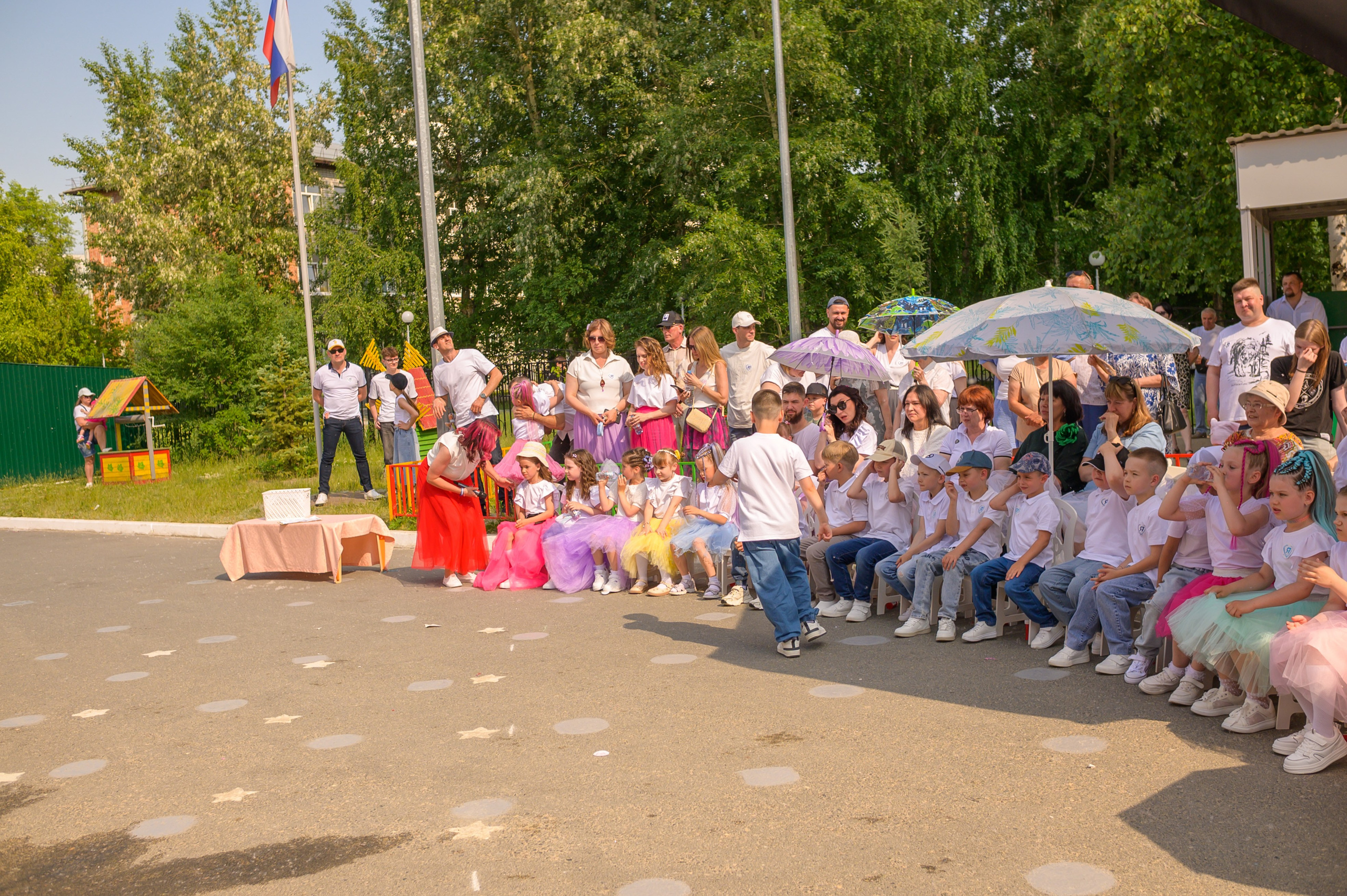 Репортаж выпускного группа «Фантазёры» 3 садик. Фотограф новорожденных, семейный детский в Тюмени Татьяна Морозова