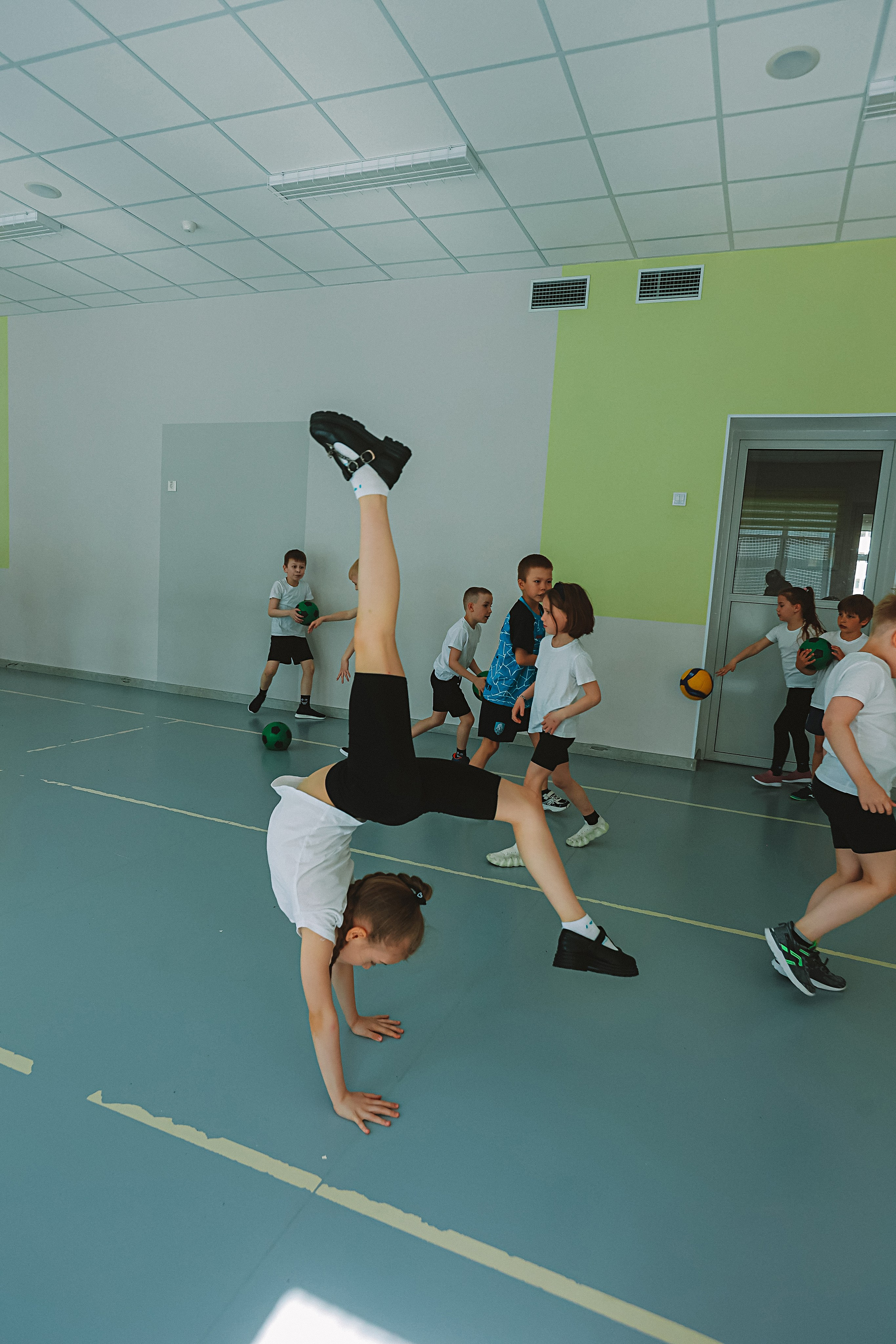 Один день в школе 1 класс. Семейный фотограф Тюмень, фотограф на роды Салмина Мария
