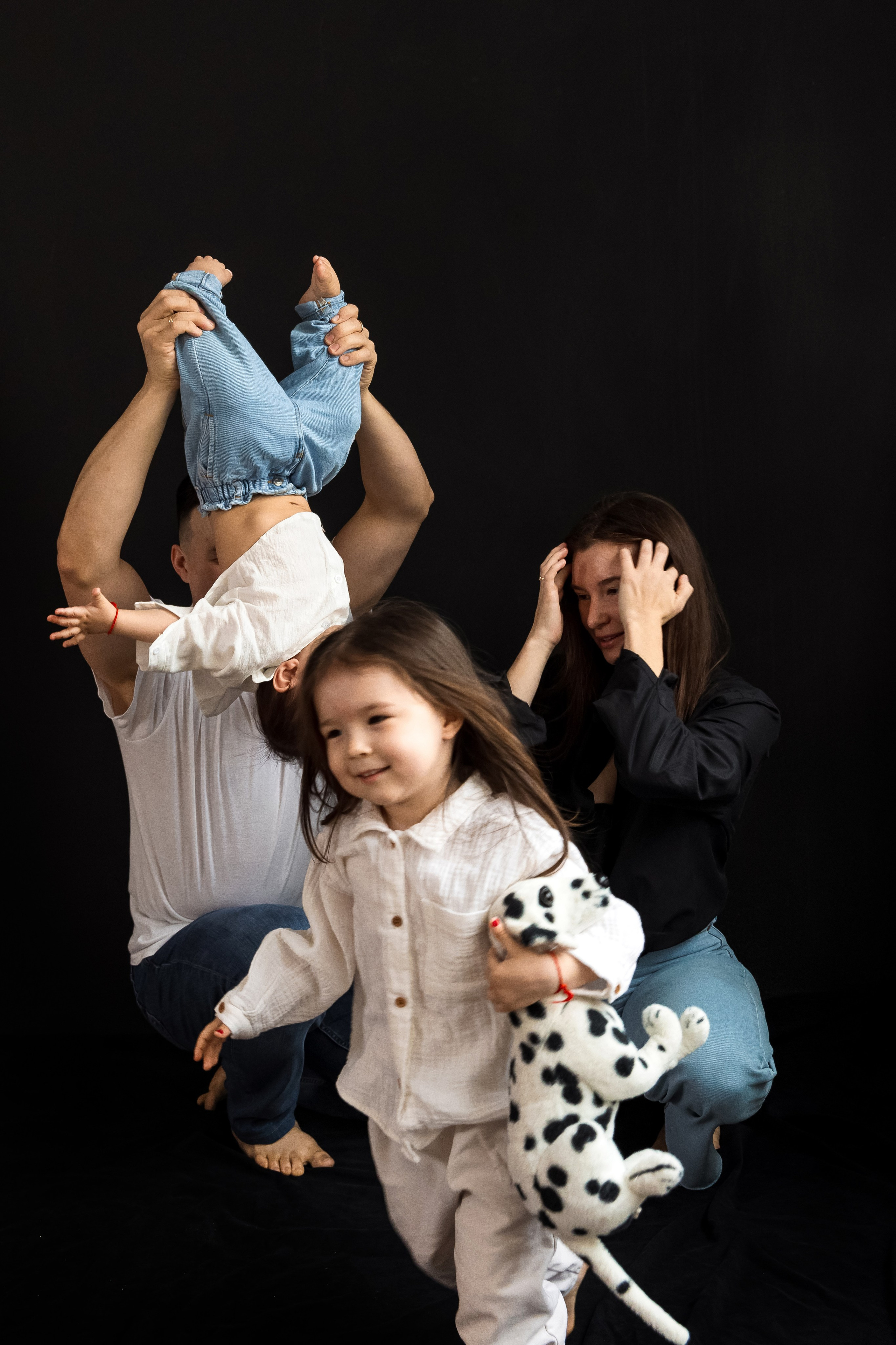 Луиза с семьёй. Свадебный и семейный фотограф в Каспийске Алёна Нурмагомедова