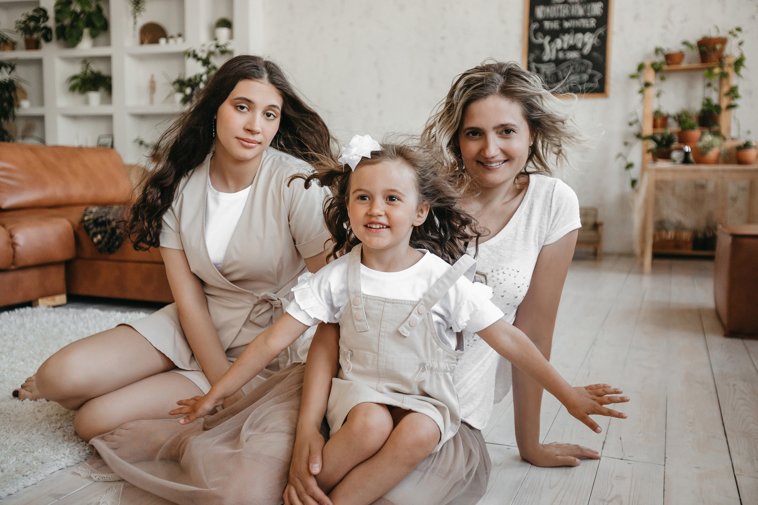 Семейная съемка в студии Истории. Фотограф Красноярск Рукосуева Катерина