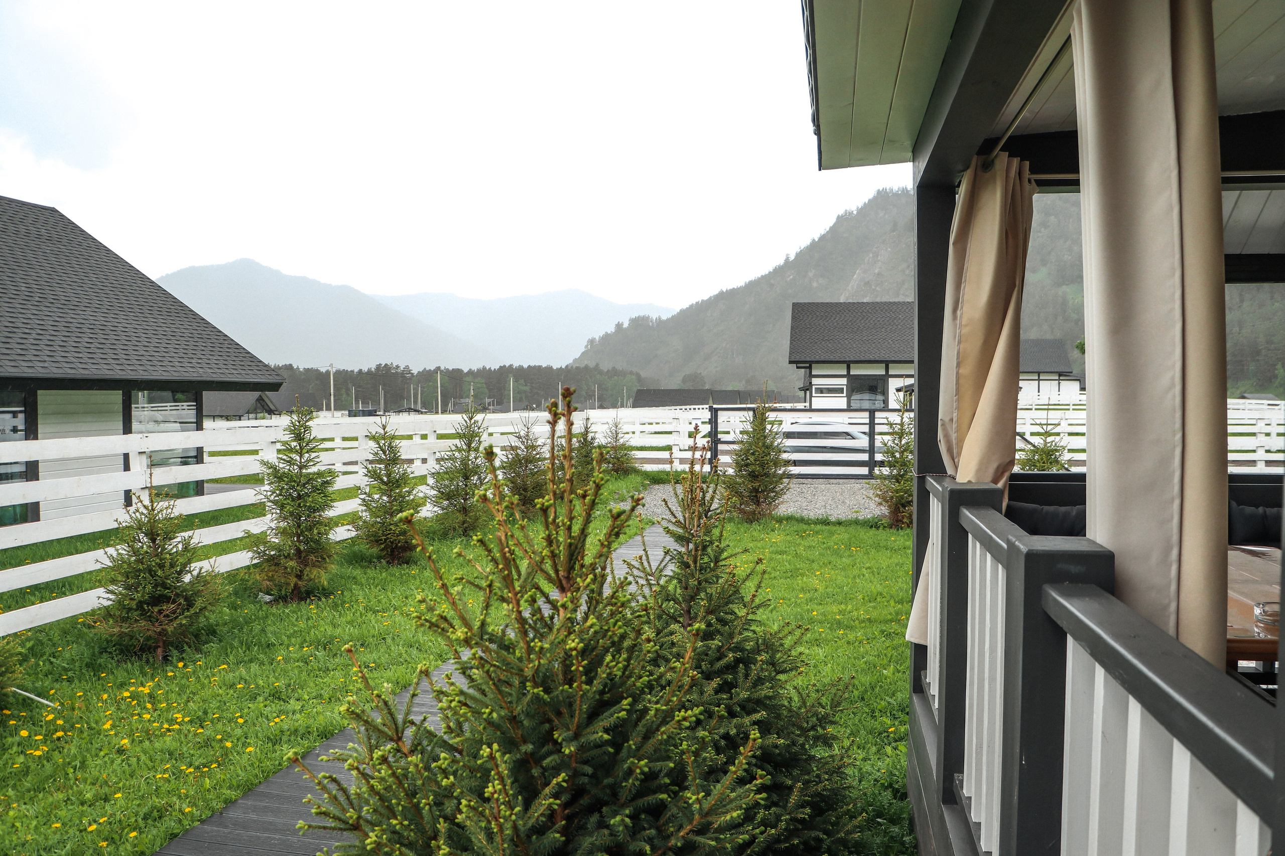 «Альпинс residence» коттеджный поселок, респ. Алтай. Контент фотограф Дмитрий Борисов