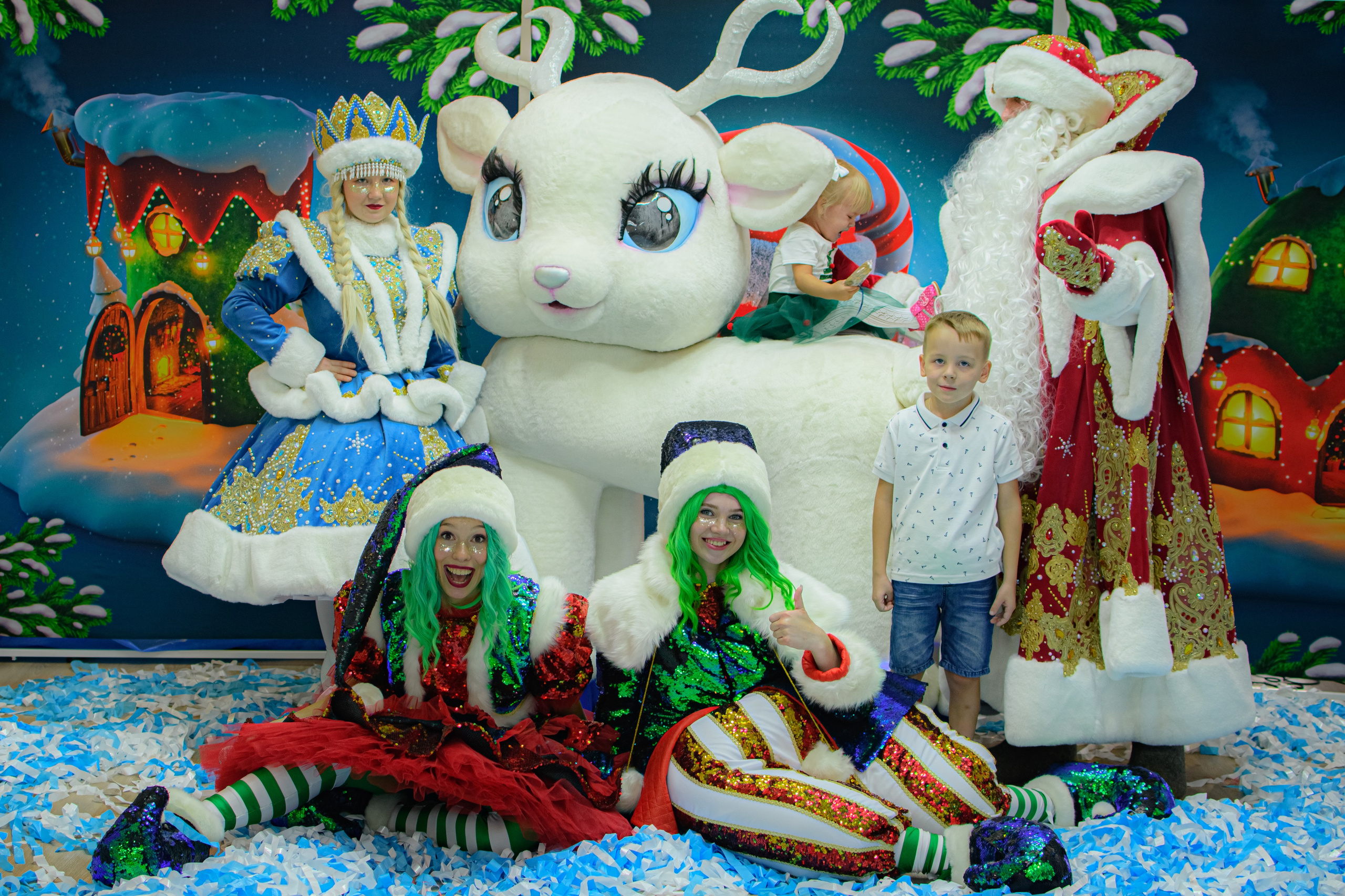 HAPPY NEW YEAR. Photokarish