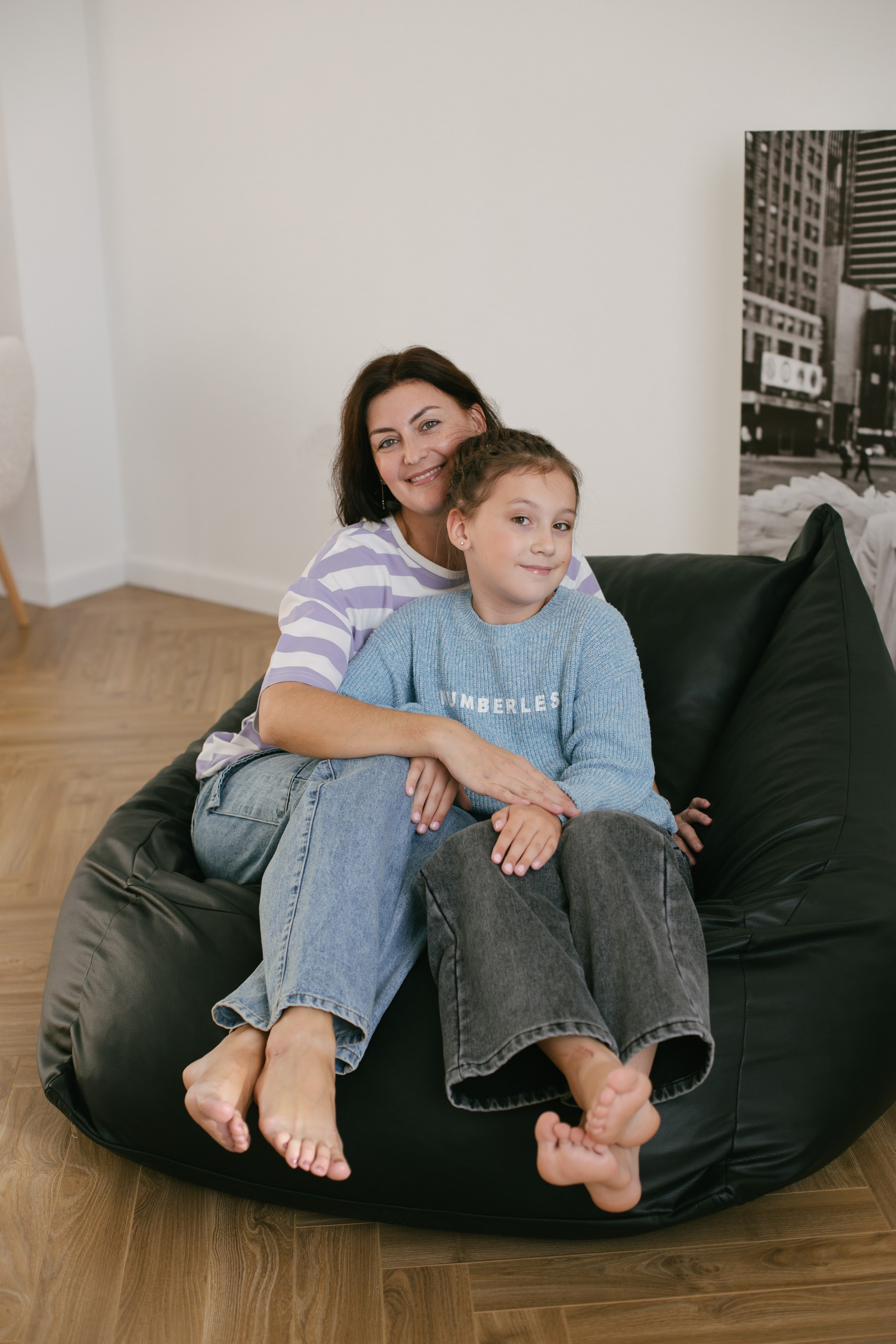 Мама и дочь. Главная