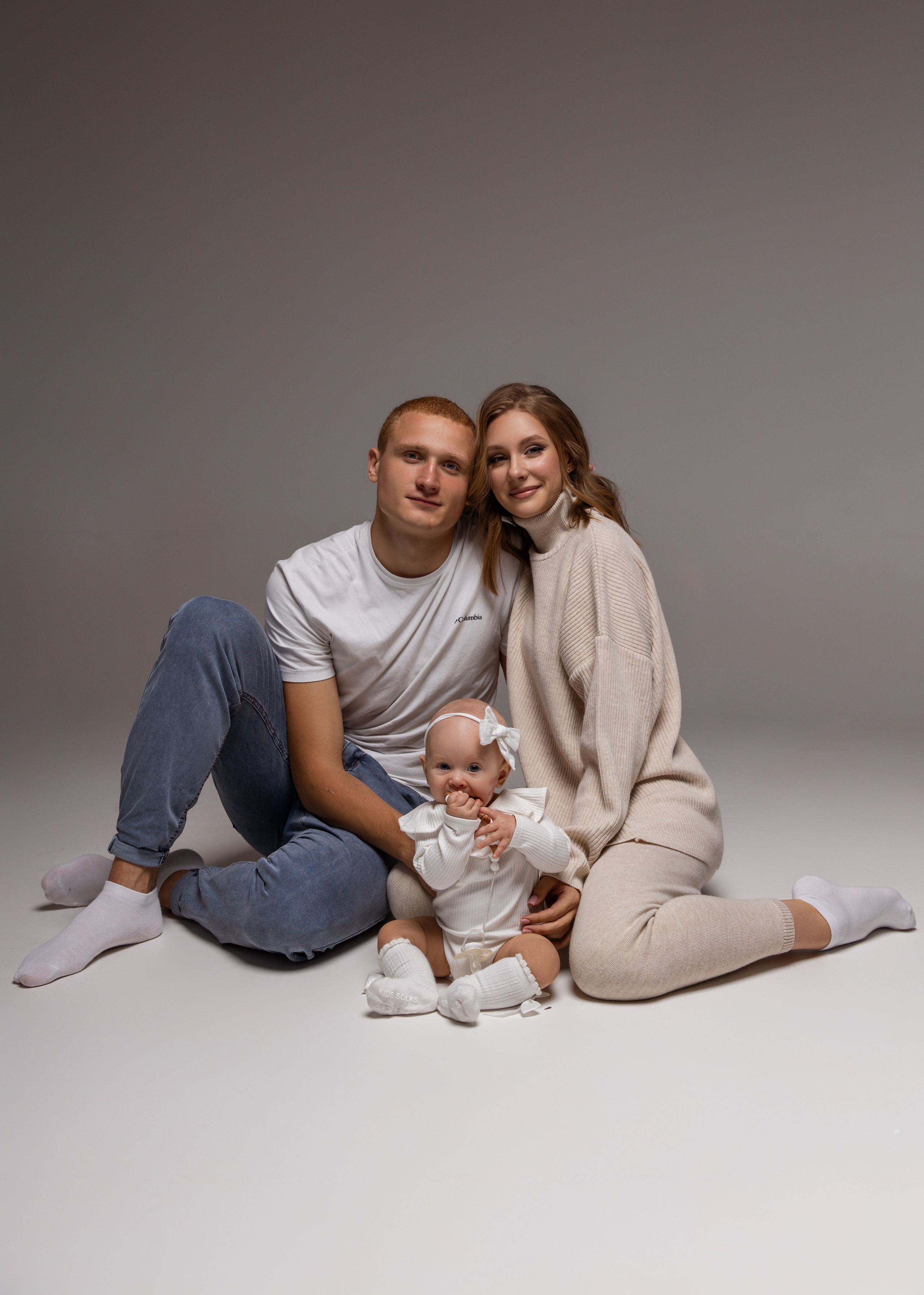 Семейная в студии. Фотограф Тольятти Екатерина Шести