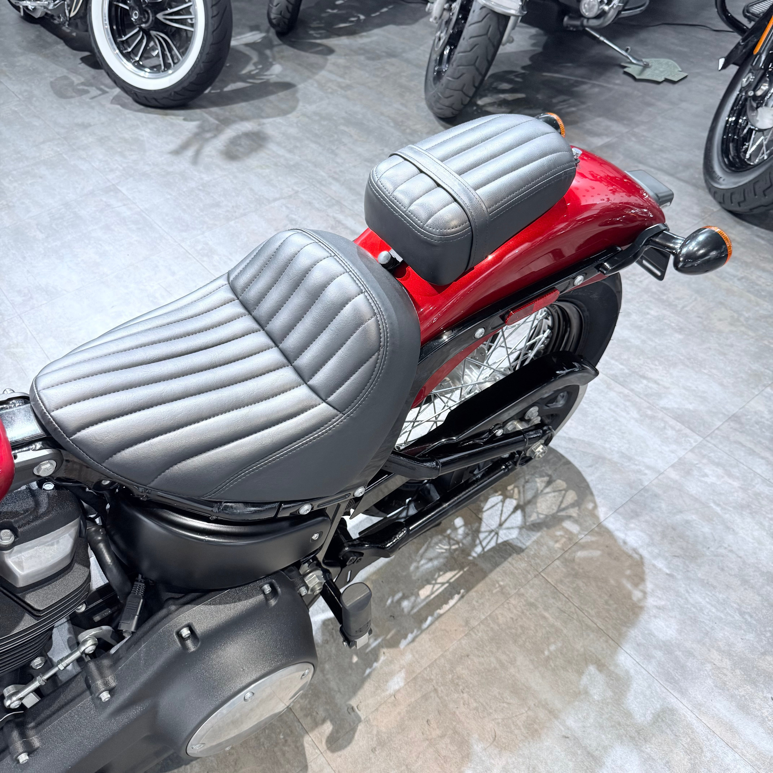 2017 Street Bob 107 ABS Red Pearl Brown. Hello Davidson, Москва. Только хорошие мотоциклы…