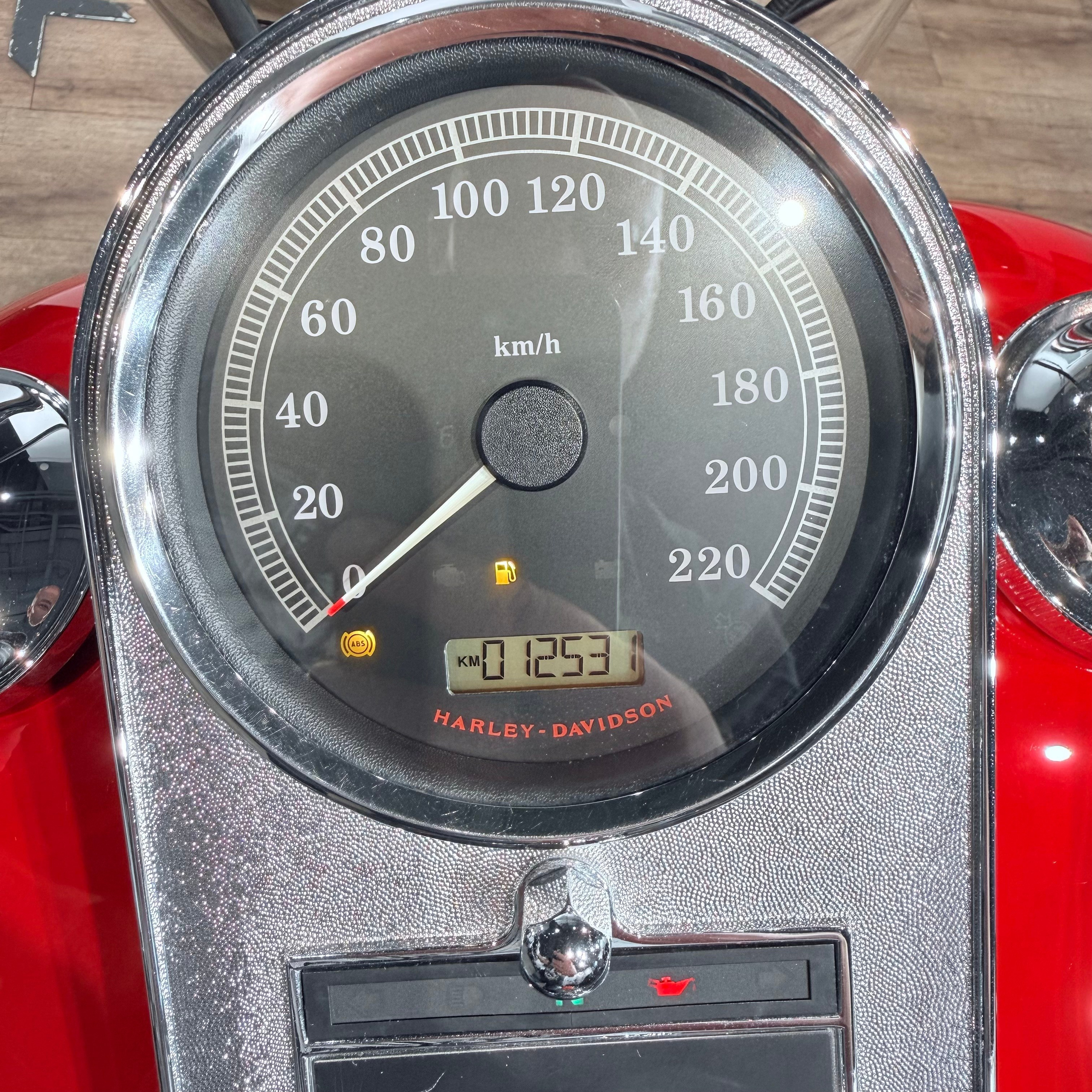 2010 Fat Boy АВS Rеd Сherry Реаrl. Hello Davidson, Москва. Только хорошие мотоциклы…