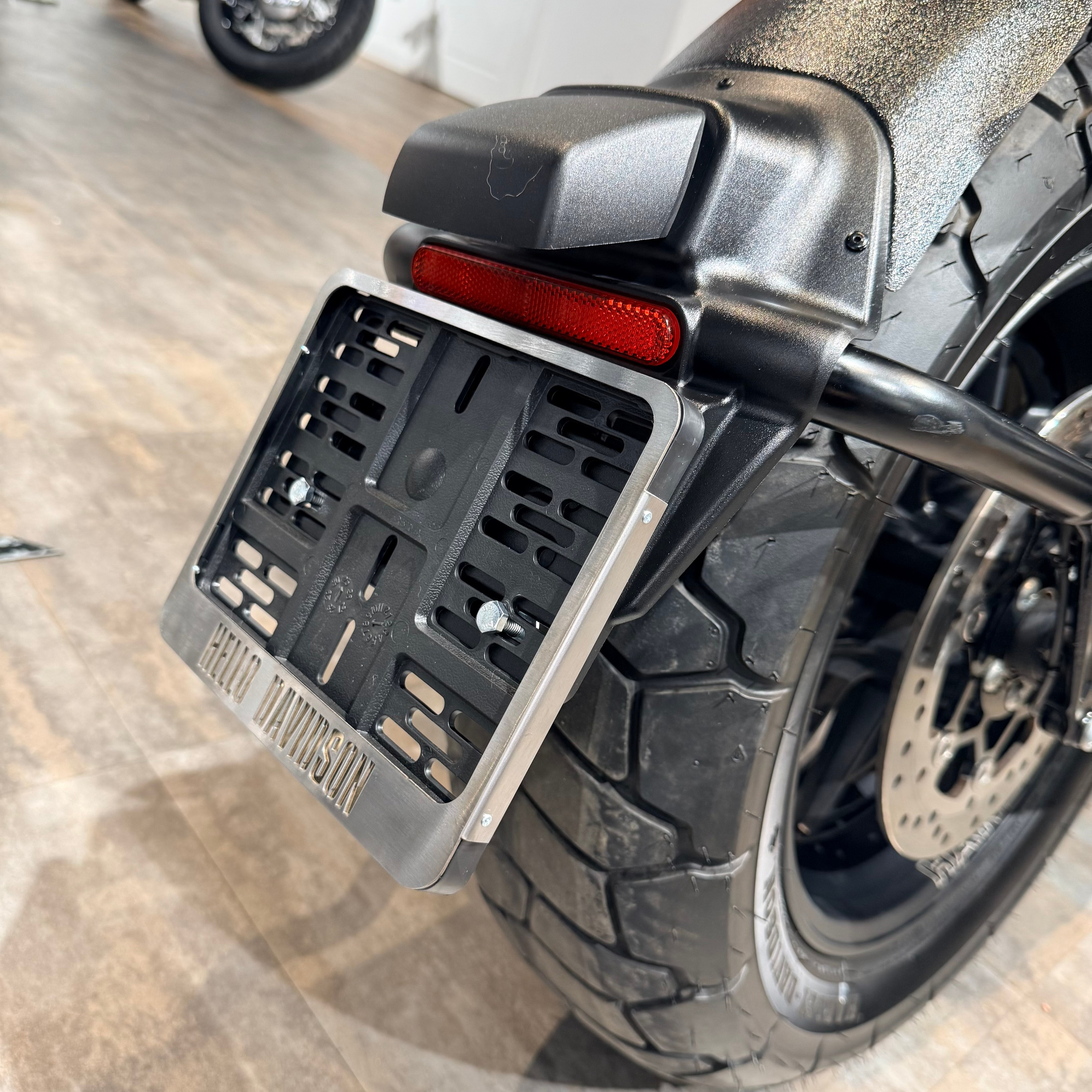 2023 HD FAT ВОВ 114 Vivid Black Nаrdо Gray (VIN *5НD*4007). Hello Davidson, Москва. Только хорошие мотоциклы…