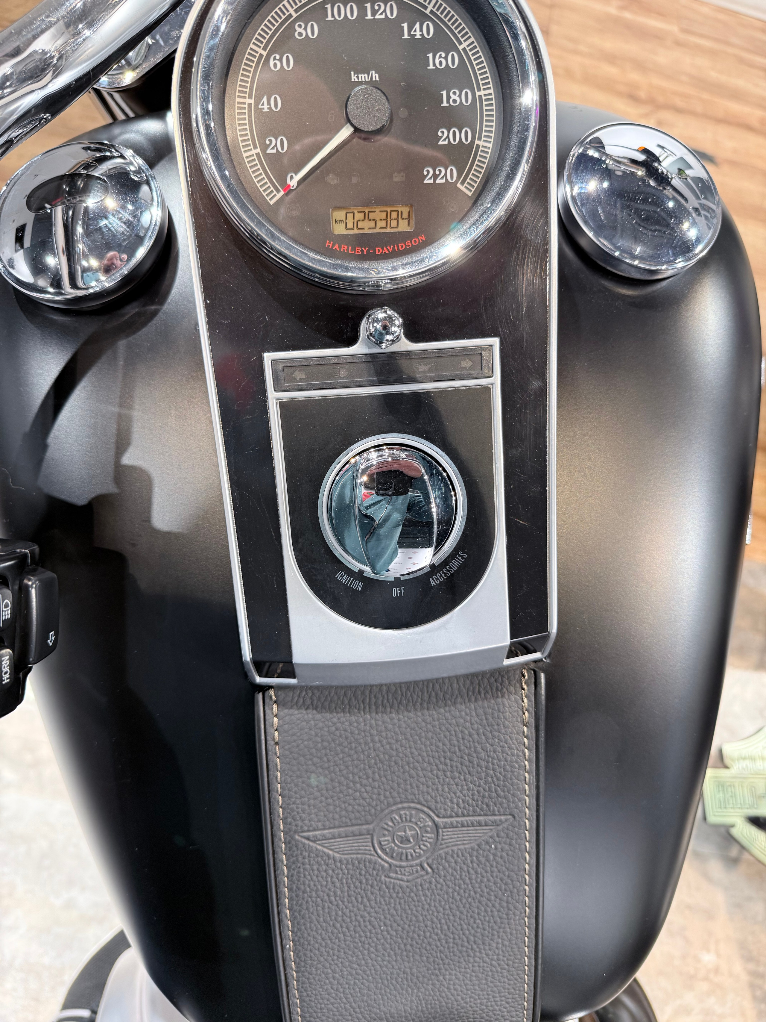 2014 Fat Boy Black Matt ABS. Hello Davidson, Москва. Только хорошие мотоциклы…