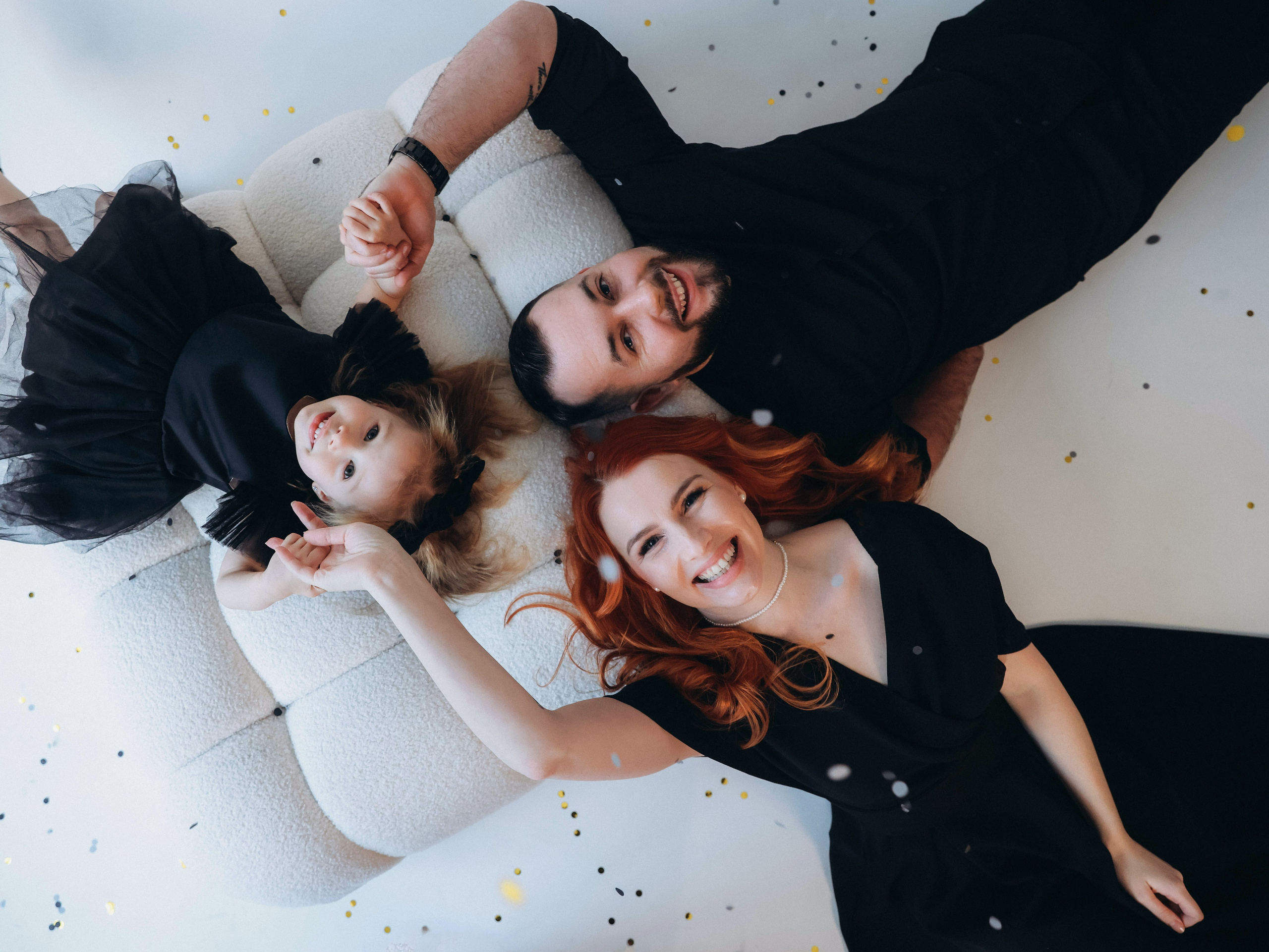 Семейная фотосессия in Black. Мультифотограф Динара Ахмедзянова