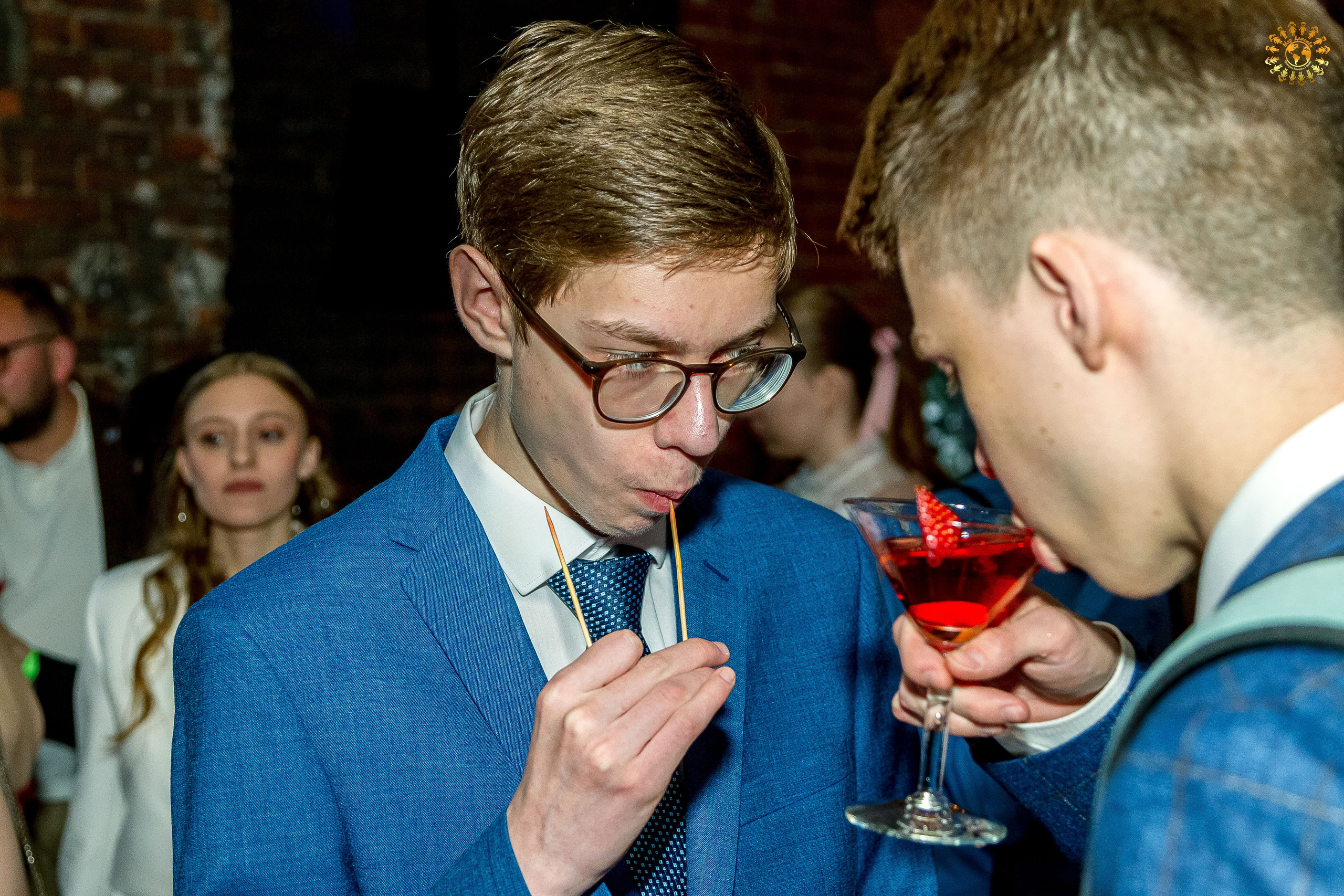 Выпускной 2023 (11-е классы) клуб «Джаггер», Москва. Репортажная съемка в Москве и области. Анималистика