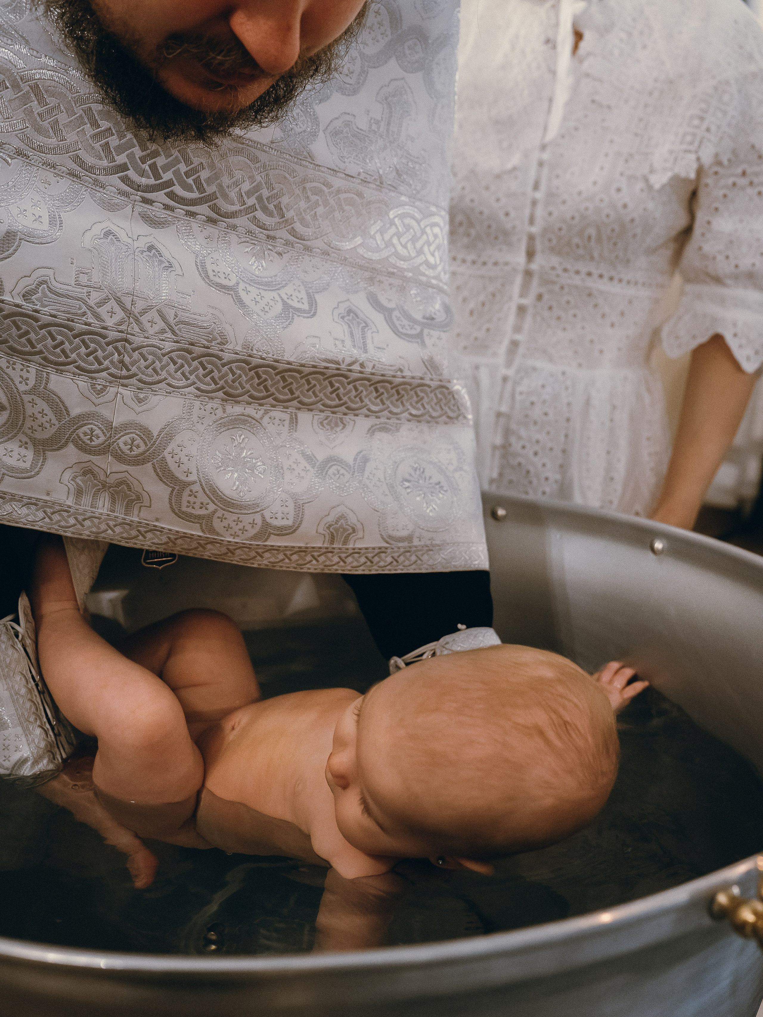 Таинство в Храме Петра и Февронии. Фотограф Ольга Рубцова в Москве и Московской области