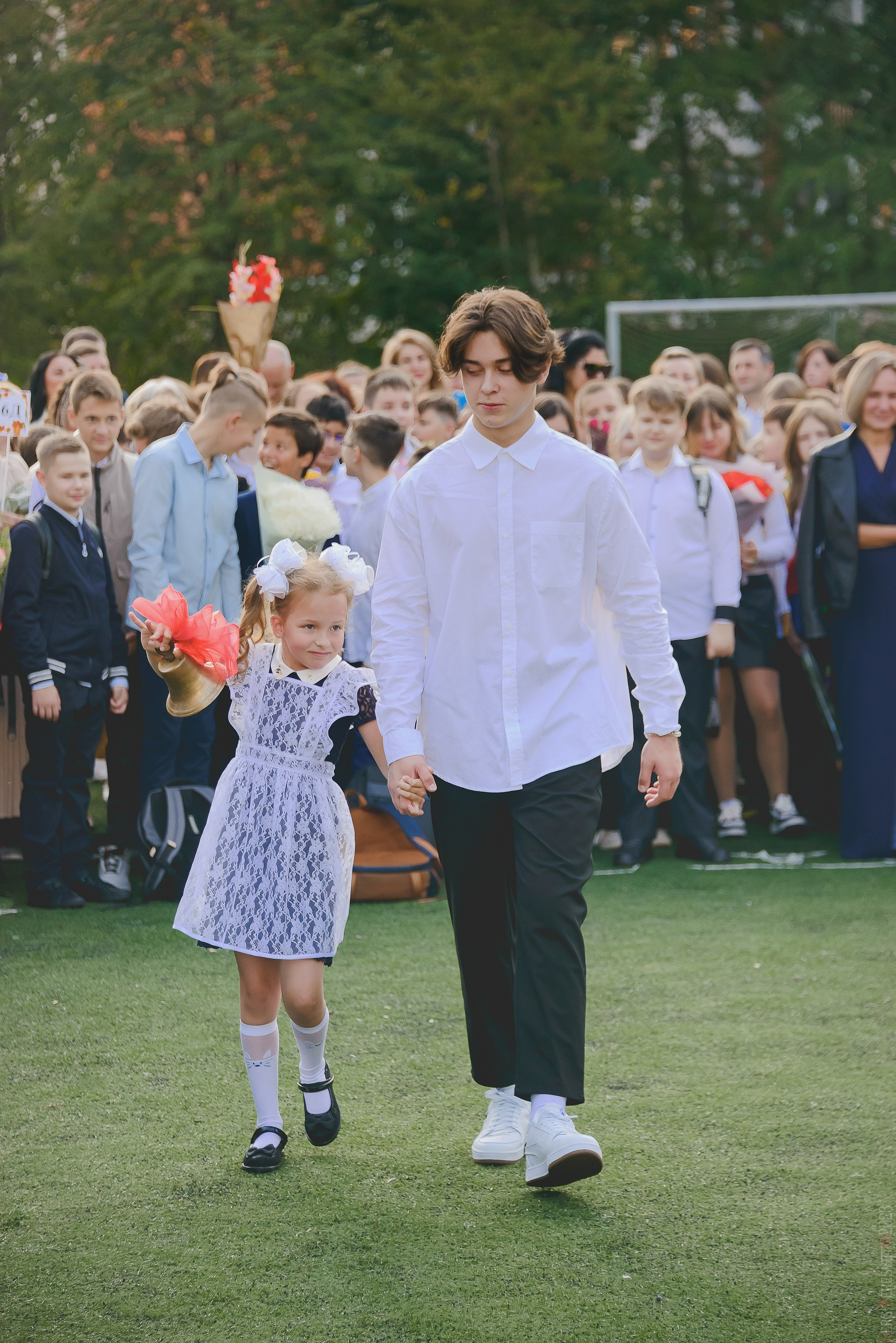 Фотосъемка на 1 сентября в школу, детский сад, фотограф Пересвет. Ваш фотограф на праздник в Москве, Раменском, Жуковском, Люберцах