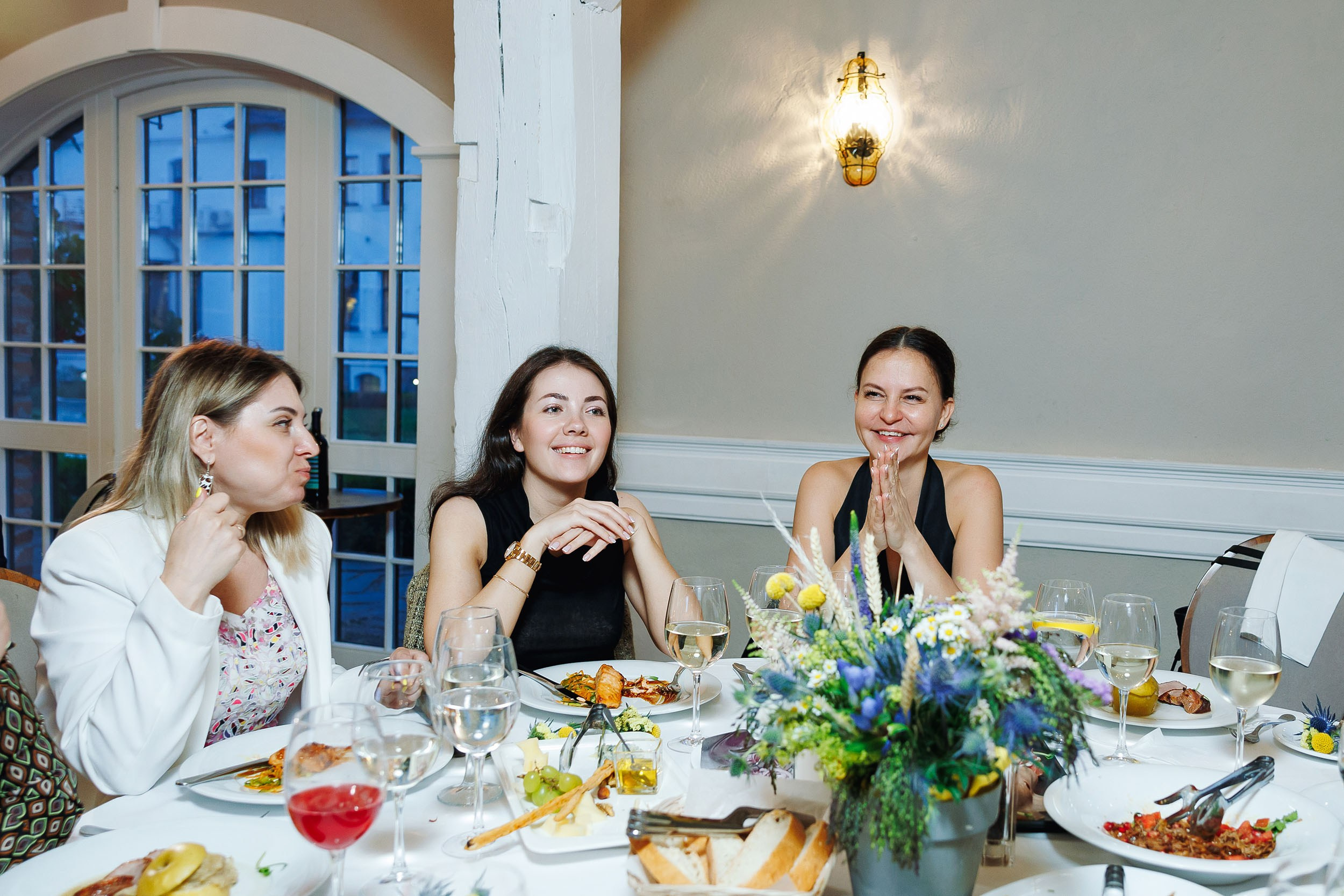 Корпоратив. Ужин в Усадьбе. KRIS KRUPINNIKOVA