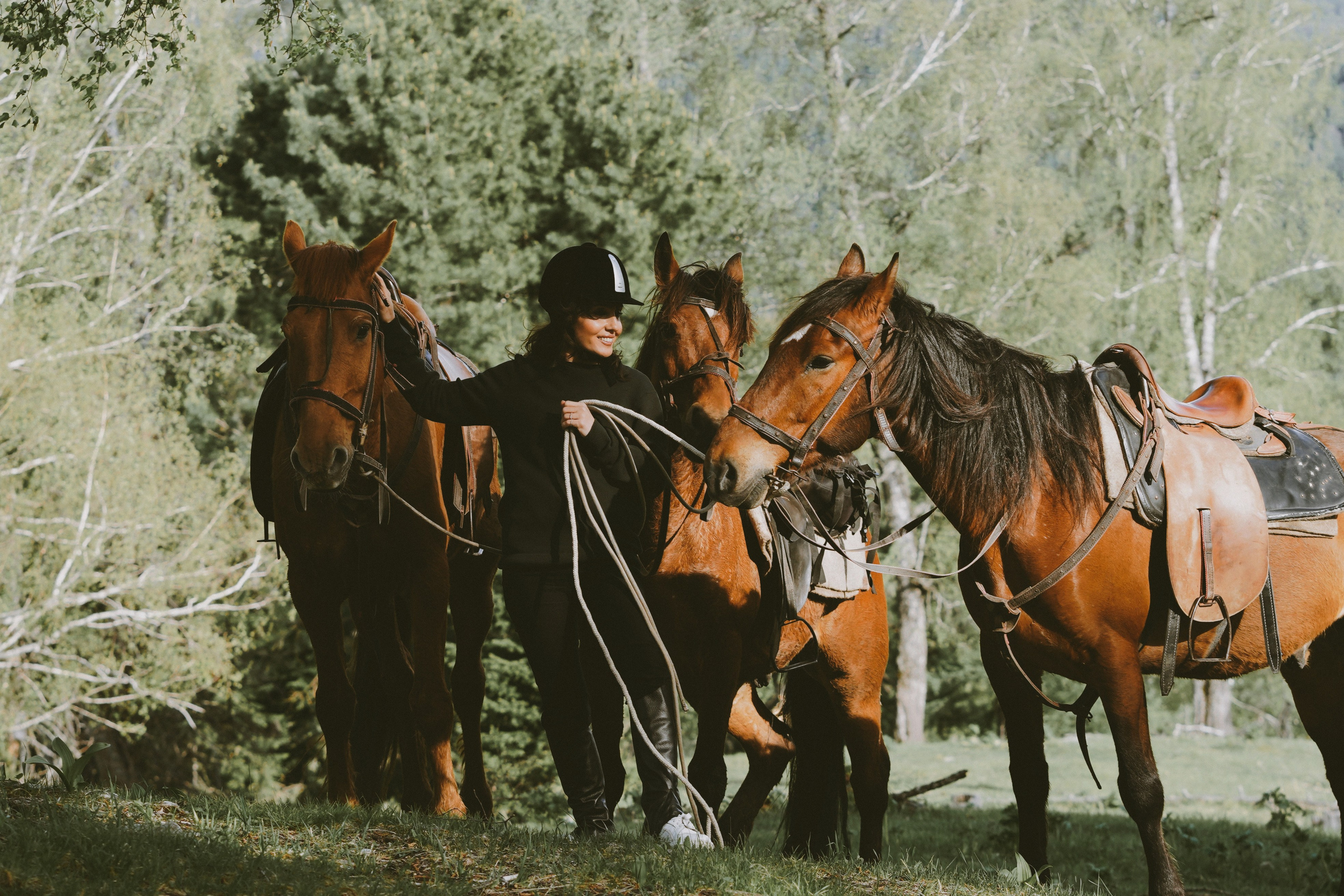 На конной прогулке по Алтаю. Выездной фотограф-видеограф в Республике Алтай Солоны Куюкова