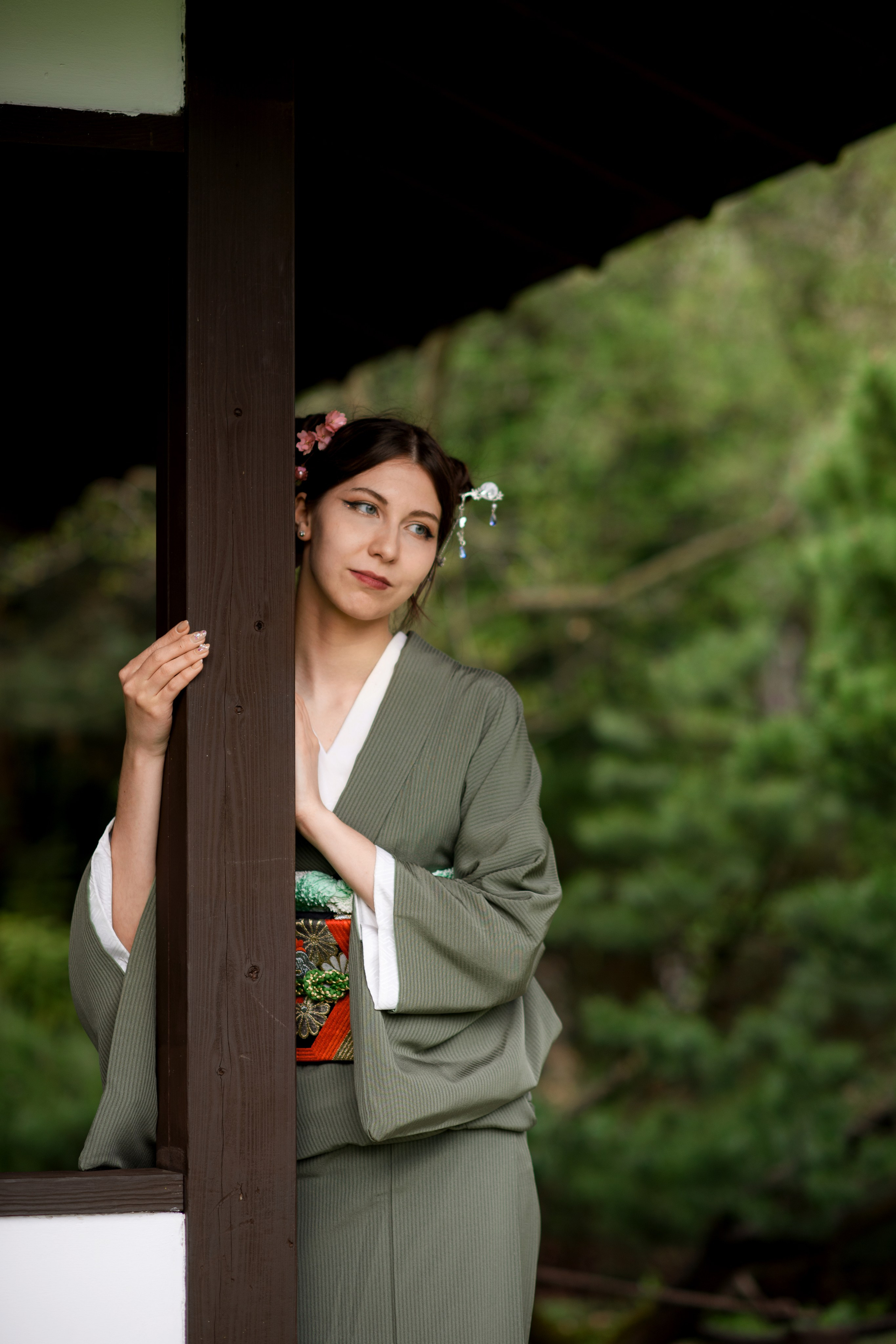 Любование цветением сакуры в Японском саду. Главная