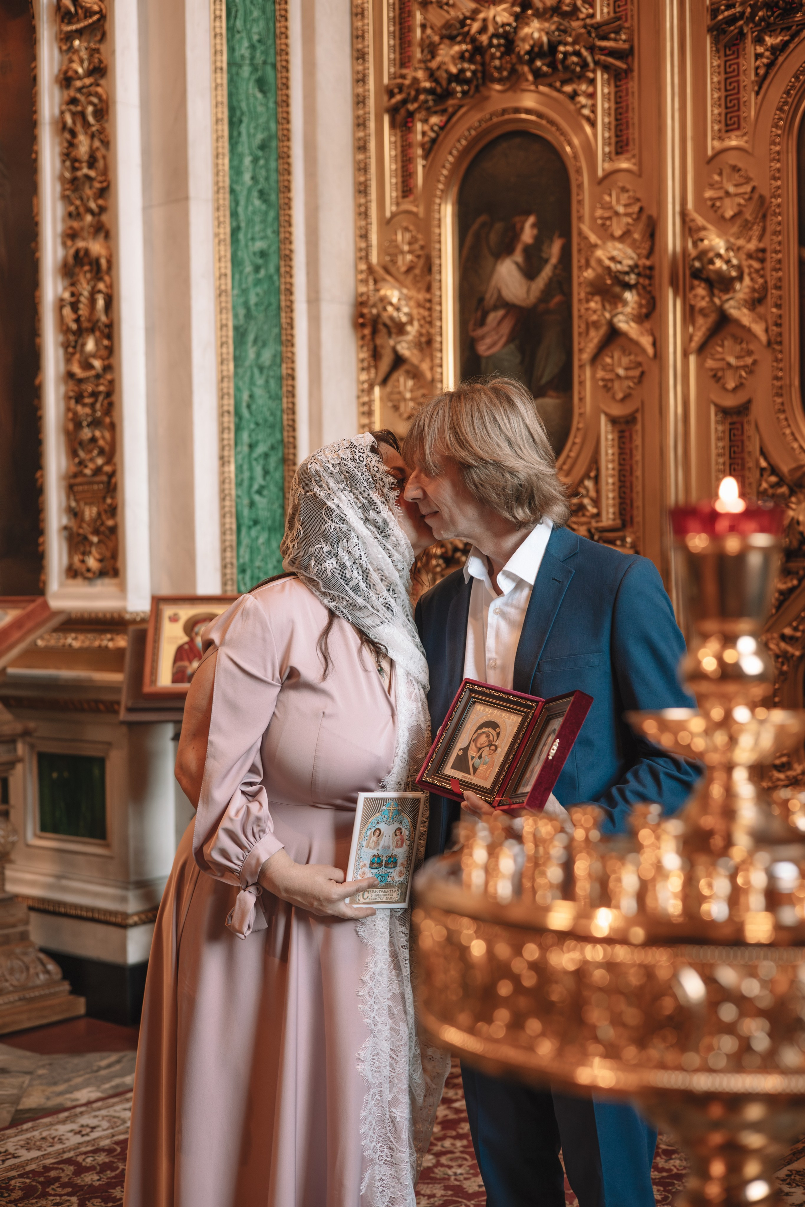 Венчание в Исаакиевском Соборе. Семейный фотограф в Санкт-Петербурге. Запечатление мгновений и ярких воспоминаний в Вашей жизни