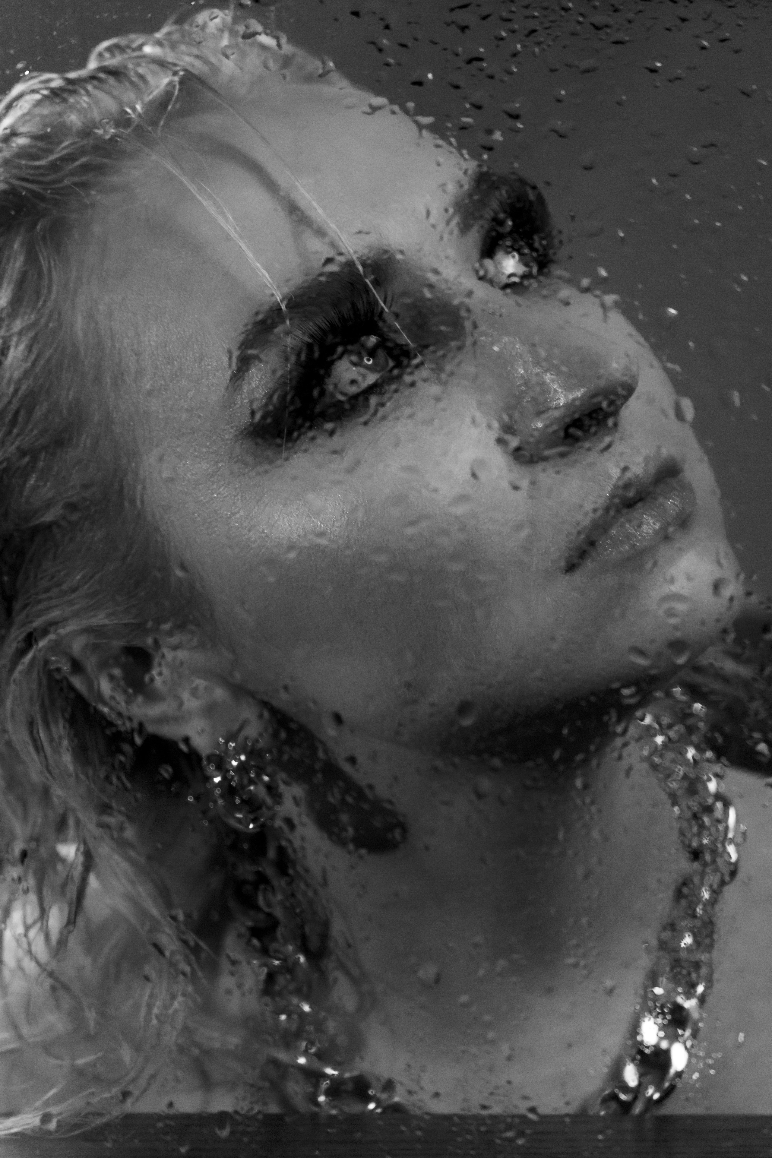 WB. Креативный фотограф в Екатеринбурге Юлия Николотова