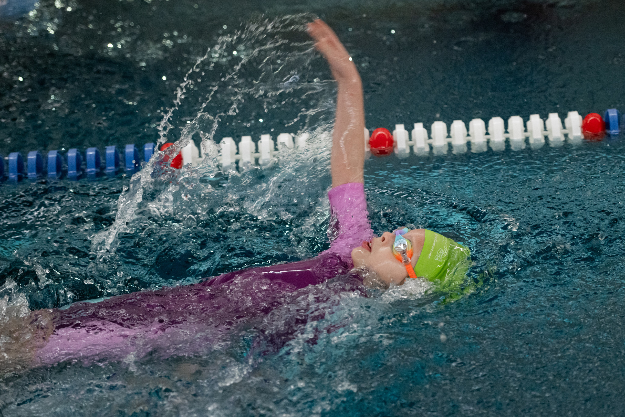 ЧЕМПИОНАТ ПО ПЛАВАНИЮ. ДИНА МИХНЕВА спортивный фотограф Москва