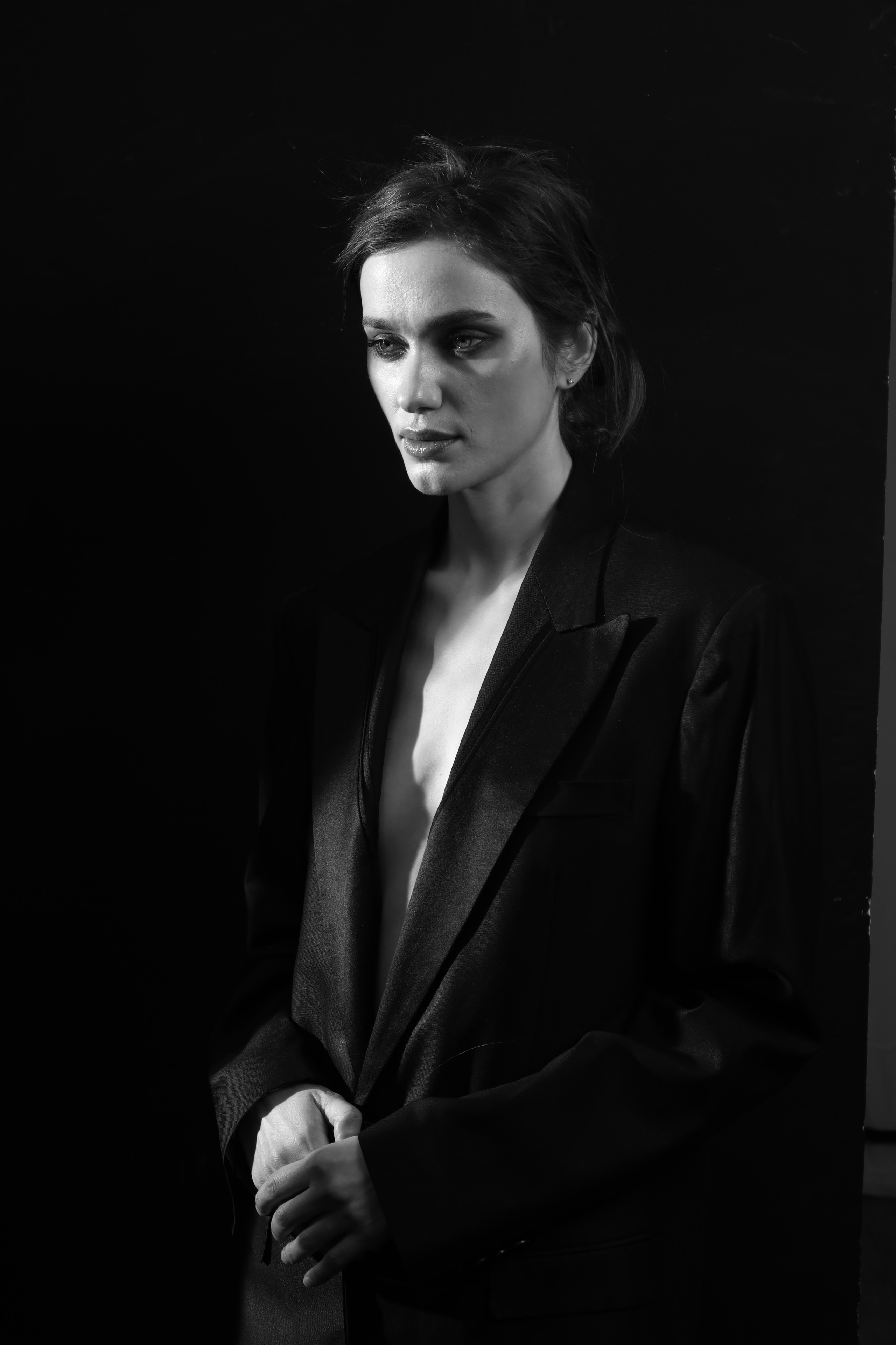 Девушка. Съемка в студии под ваш запрос, студийные съемки, фотографии архитектурных объектов — Александр Евстигнеев — фотограф Москва