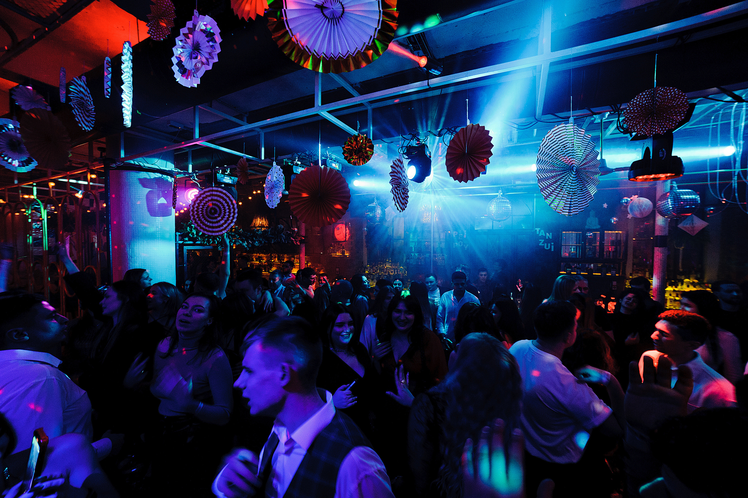 Новогодняя ночь 2023 в БурдаМоден. Свадебный и семейный фотограф в Ростове-на-Дону Алина Астахова