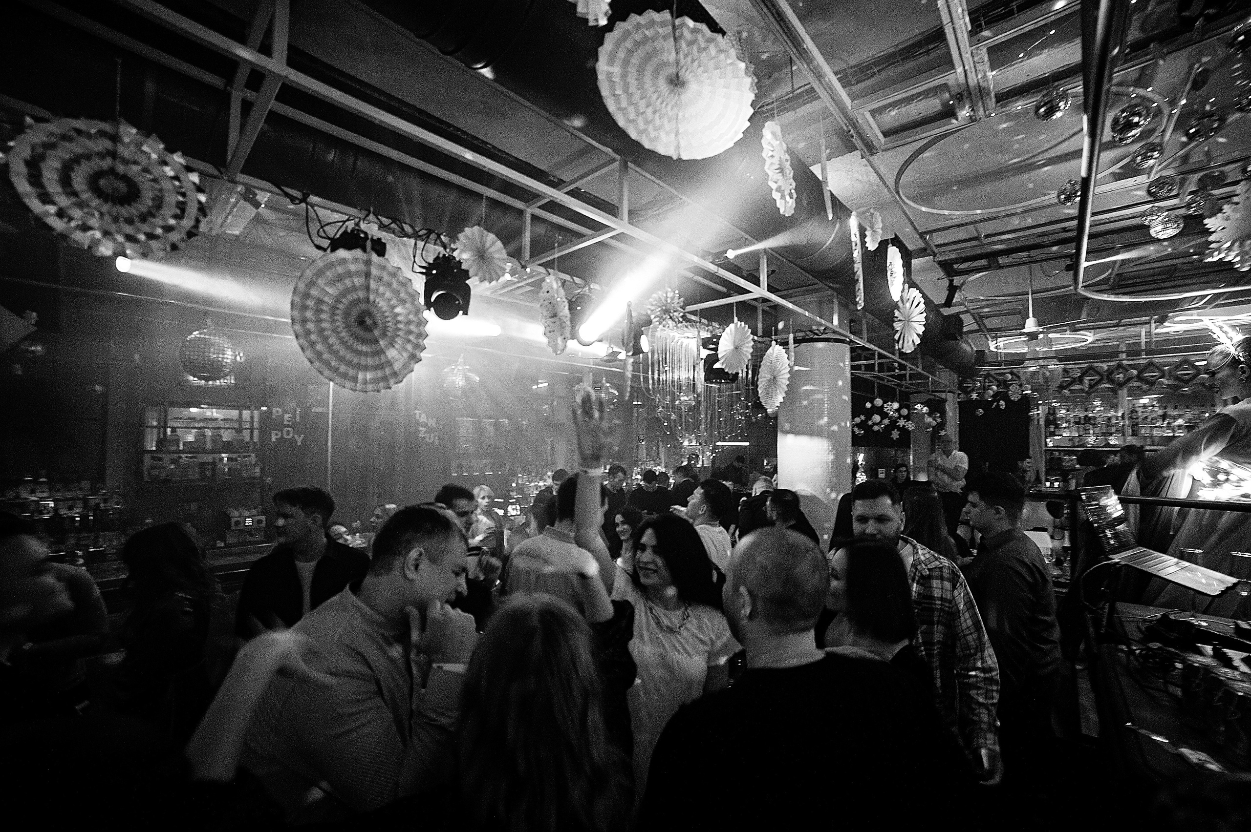 Новогодняя ночь 2023 в БурдаМоден. Свадебный и семейный фотограф в Ростове-на-Дону Алина Астахова