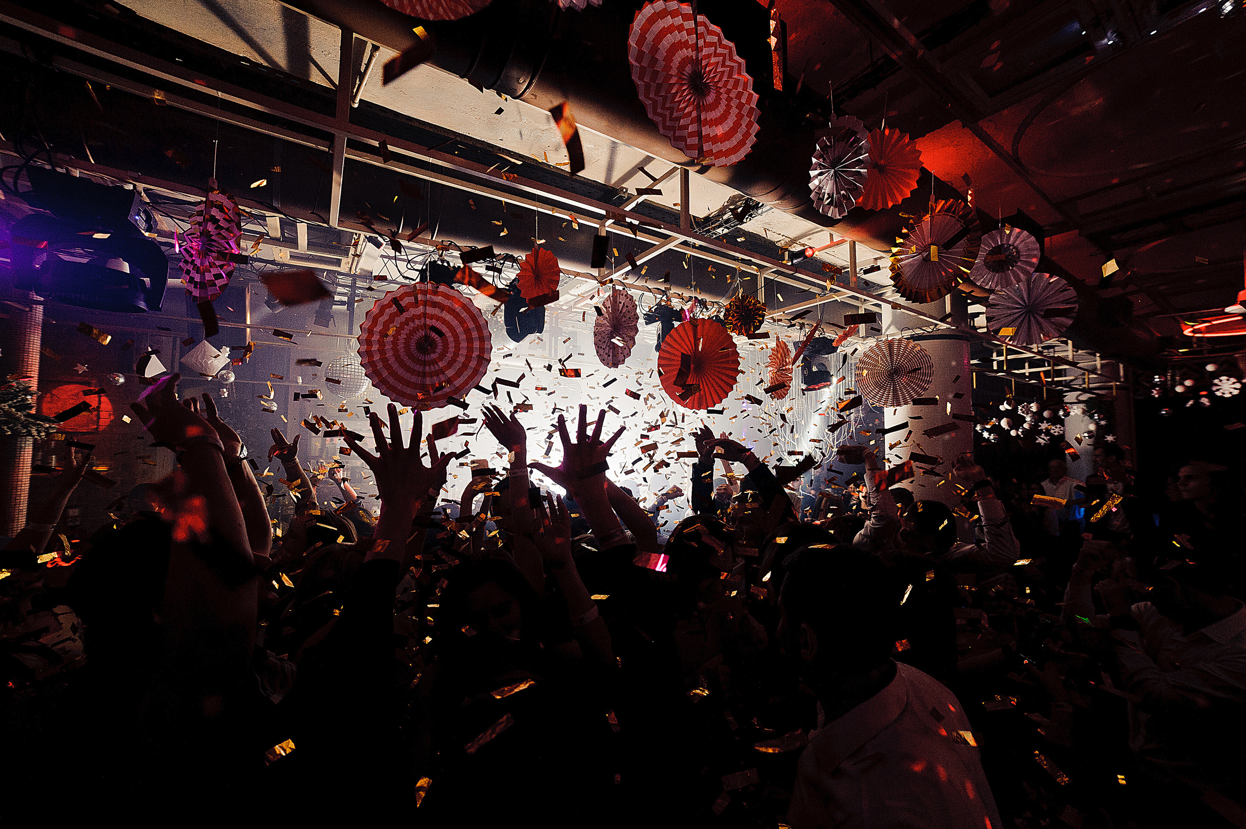 Новогодняя ночь 2023 в БурдаМоден. Свадебный и семейный фотограф в Ростове-на-Дону Алина Астахова