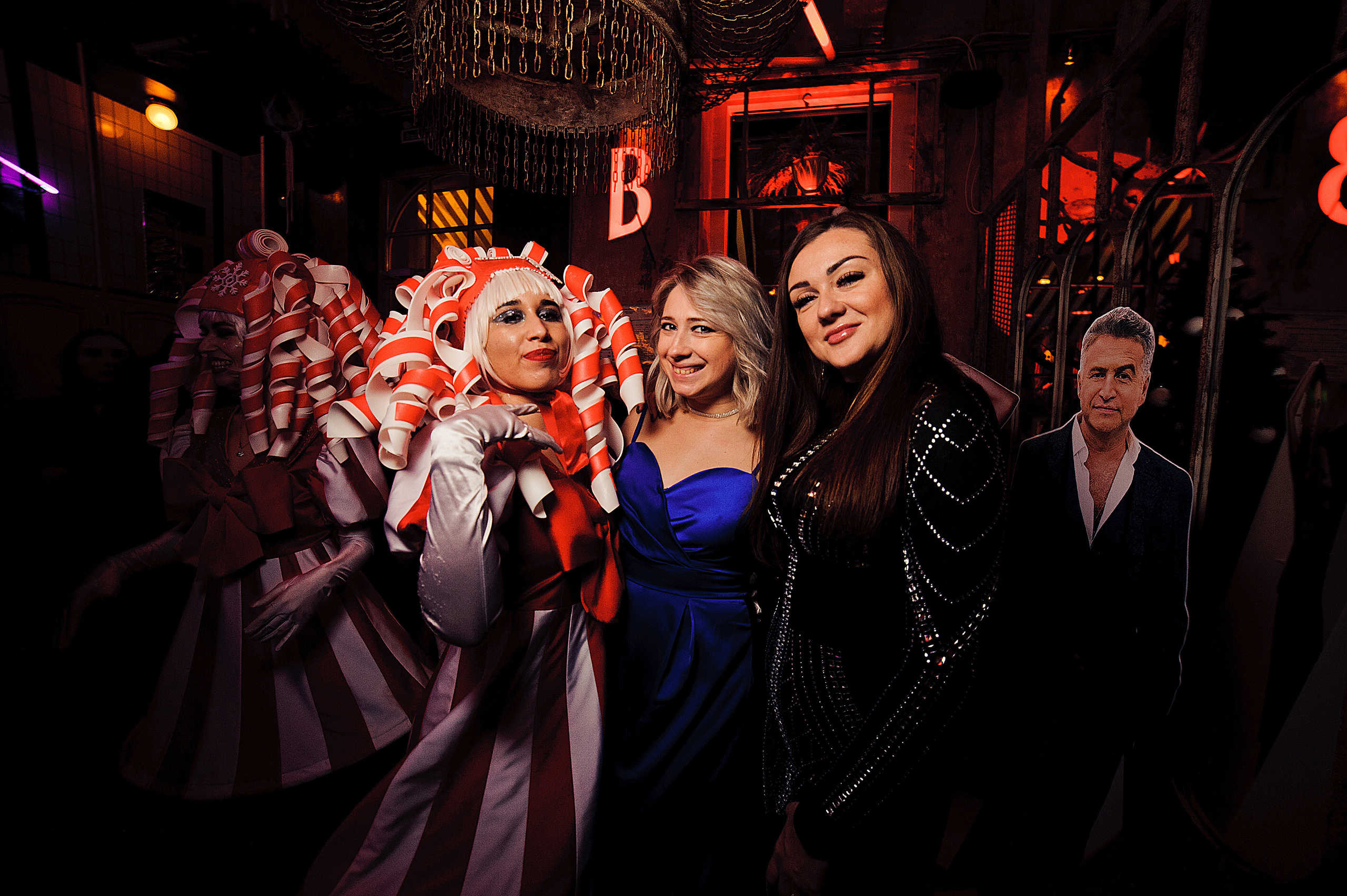 Новогодняя ночь 2023 в БурдаМоден. Свадебный и семейный фотограф в Ростове-на-Дону Алина Астахова