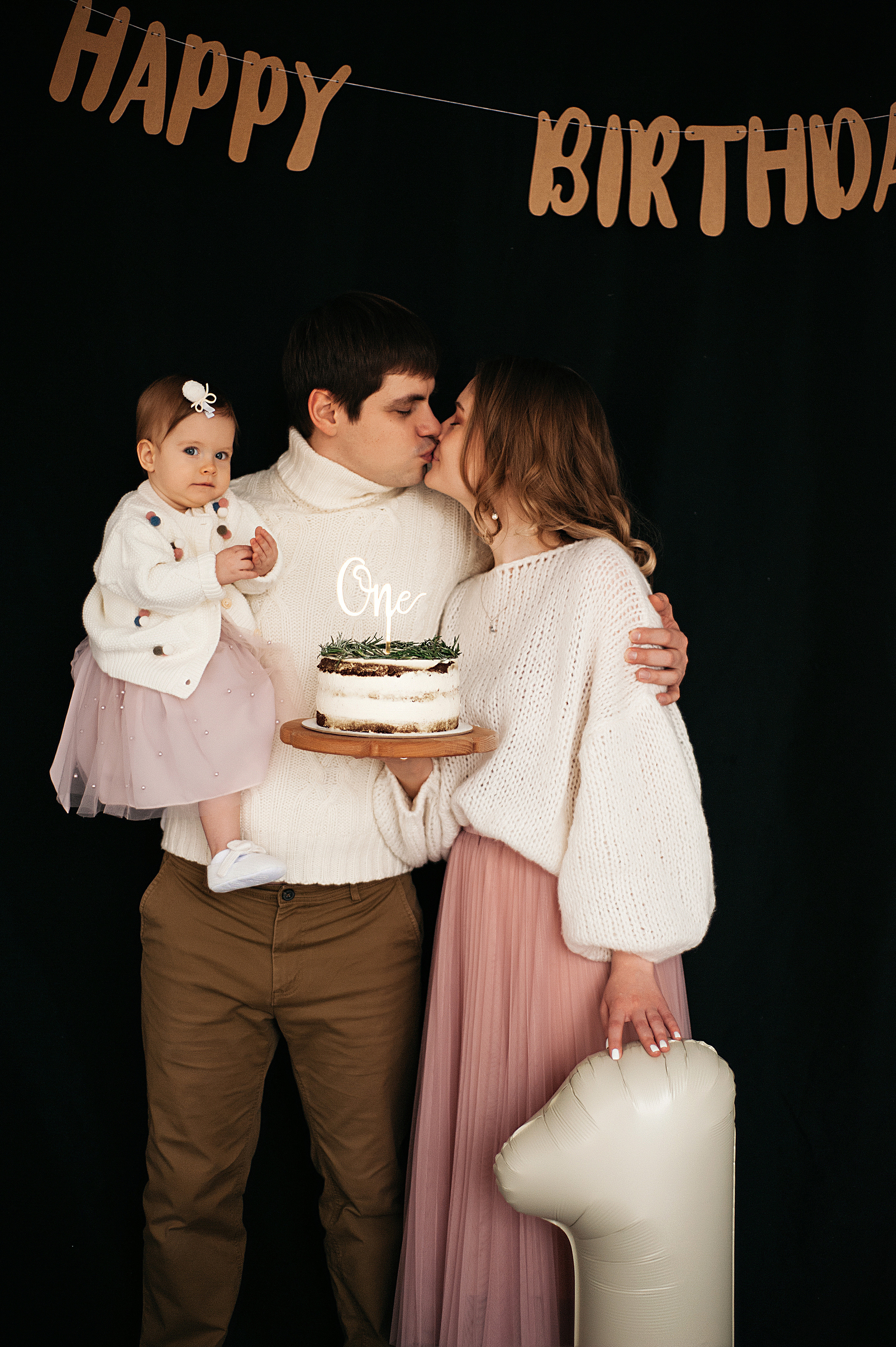 Майе 1 год. Свадебный и семейный фотограф в Ростове-на-Дону Алина Астахова