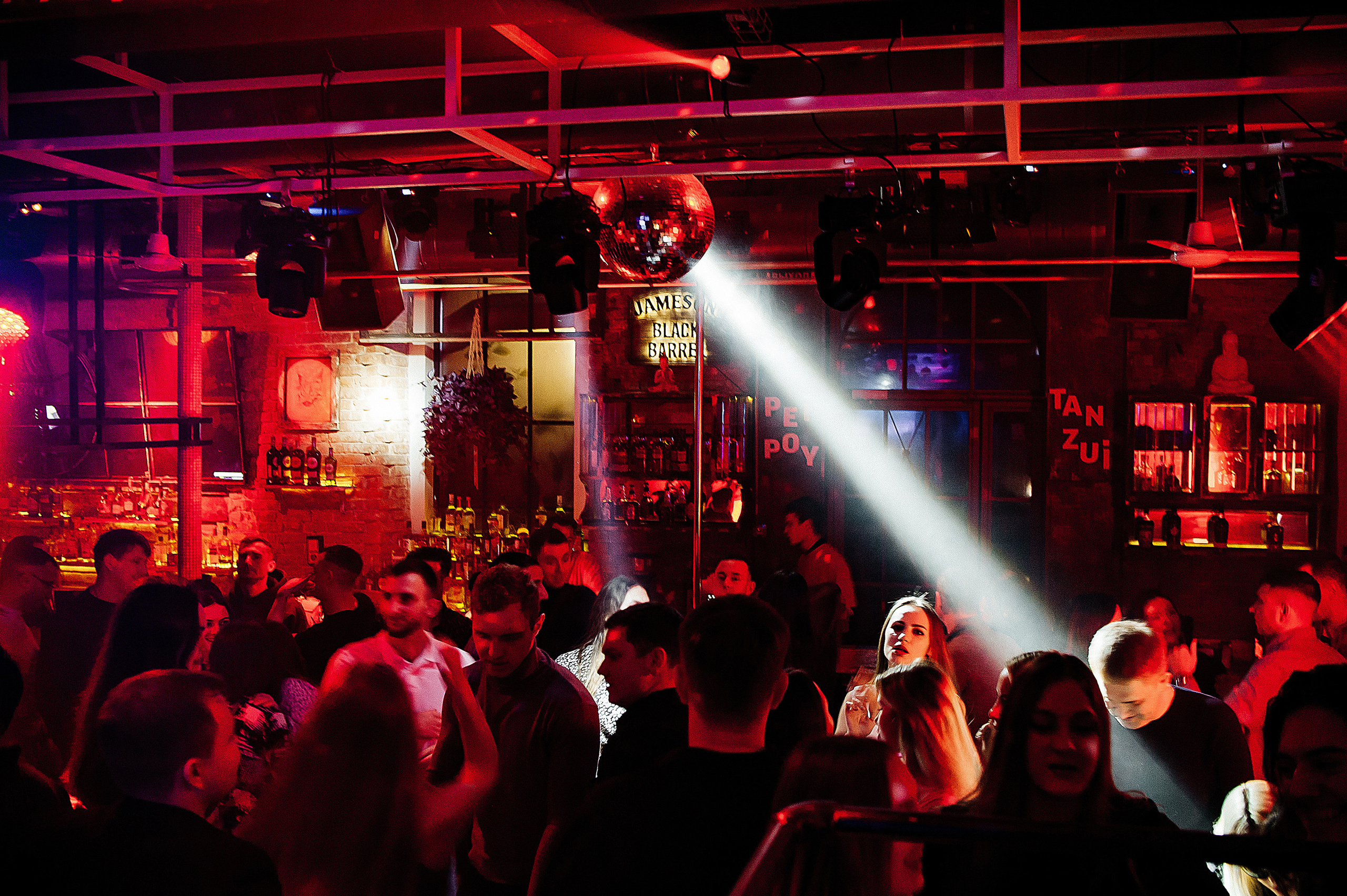 Провожаем первый месяц в этом году в Бурде. Свадебный и семейный фотограф в Ростове-на-Дону Алина Астахова